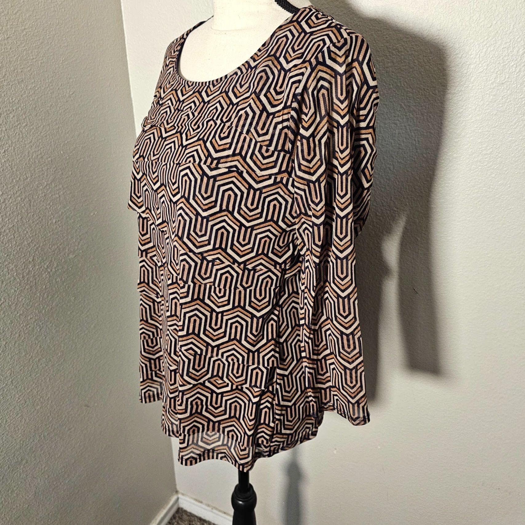 Alfani Alfani Blouse Adult Medium Brown Geometric Nylon Pullover Ruffle Casual Womens Size M / US 6-8 / IT 42-44 - 2 Thumbnail