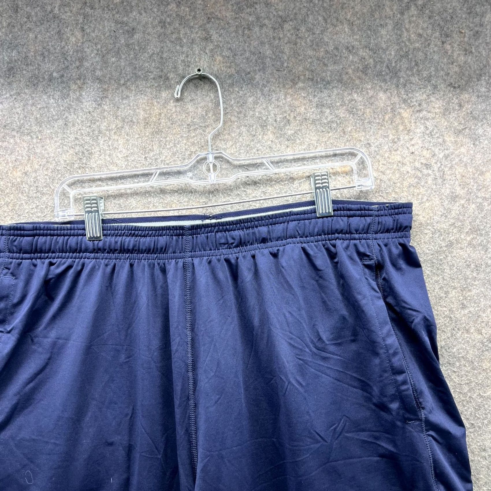 Under Armour Under Armour Shorts Mens XL Athletic Loose Fit Workout Gym Training Activewear Navy Blue Size US 36 / EU 52 - 4 Thumbnail