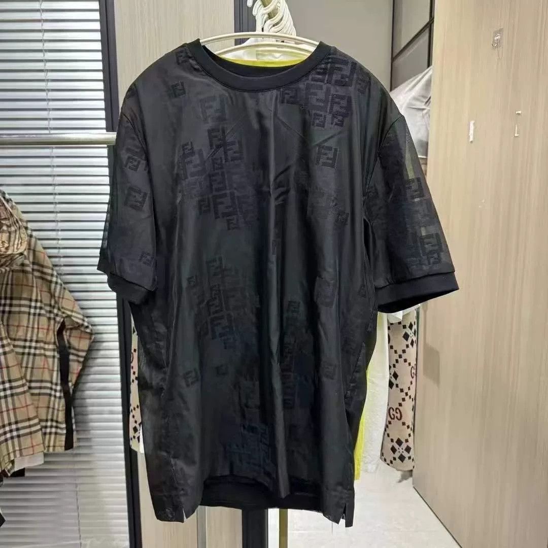 Fendi Fendi FF Monogram Two-Piece Short-Sleeve Size US M / EU 48-50 / 2 - 1 Thumbnail