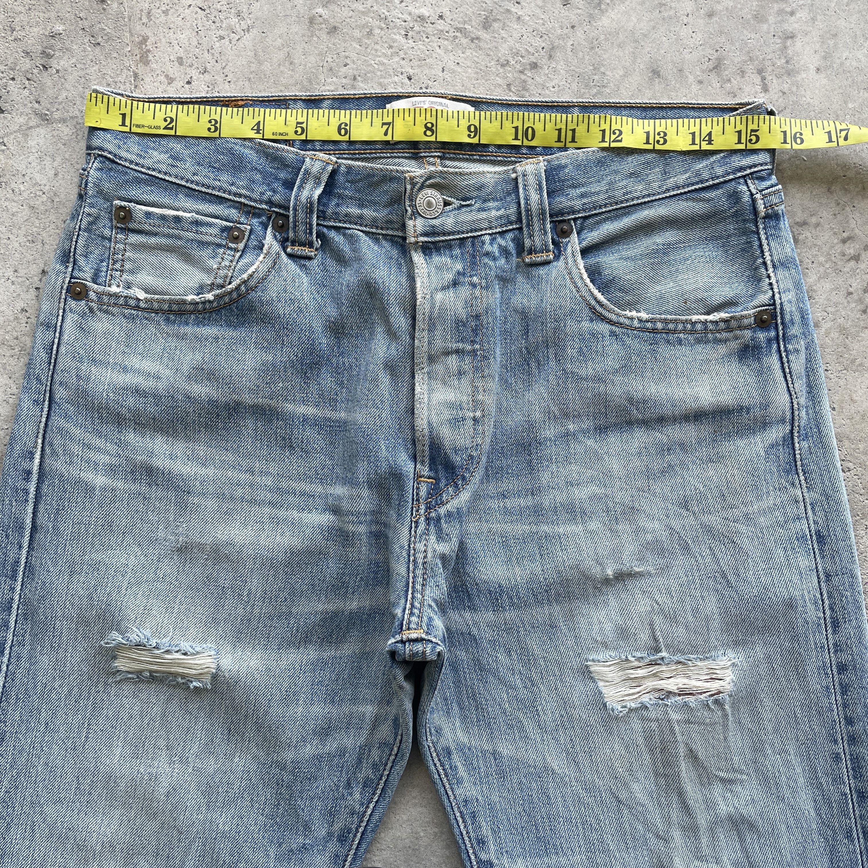Levi's VINTAGE LEVI’S 501 JEANS DISTRESSED FADED DENIM PANTS W31 Size US 31 - 5 Thumbnail