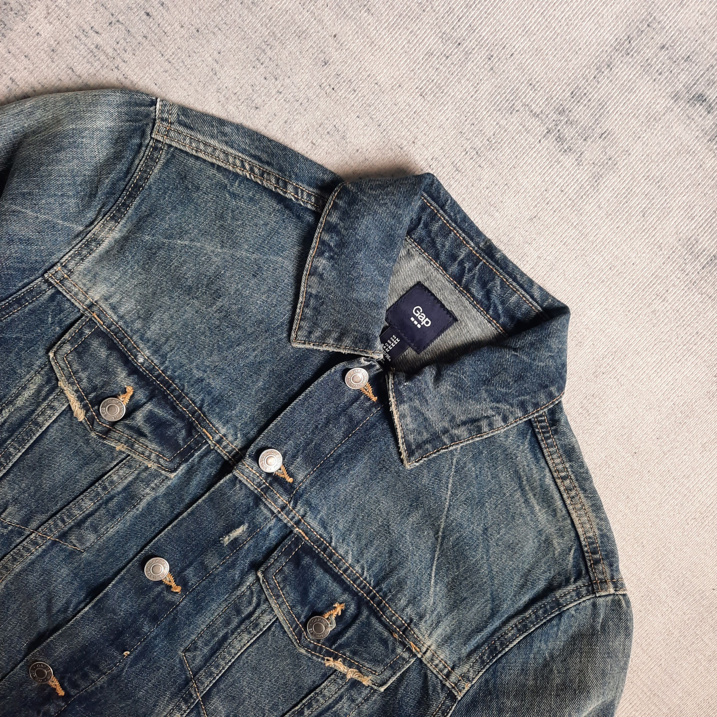 Gap 🔥Gap type 3 distressed design washed trucker jacket Size US M / EU 48-50 / 2 - 3 Thumbnail