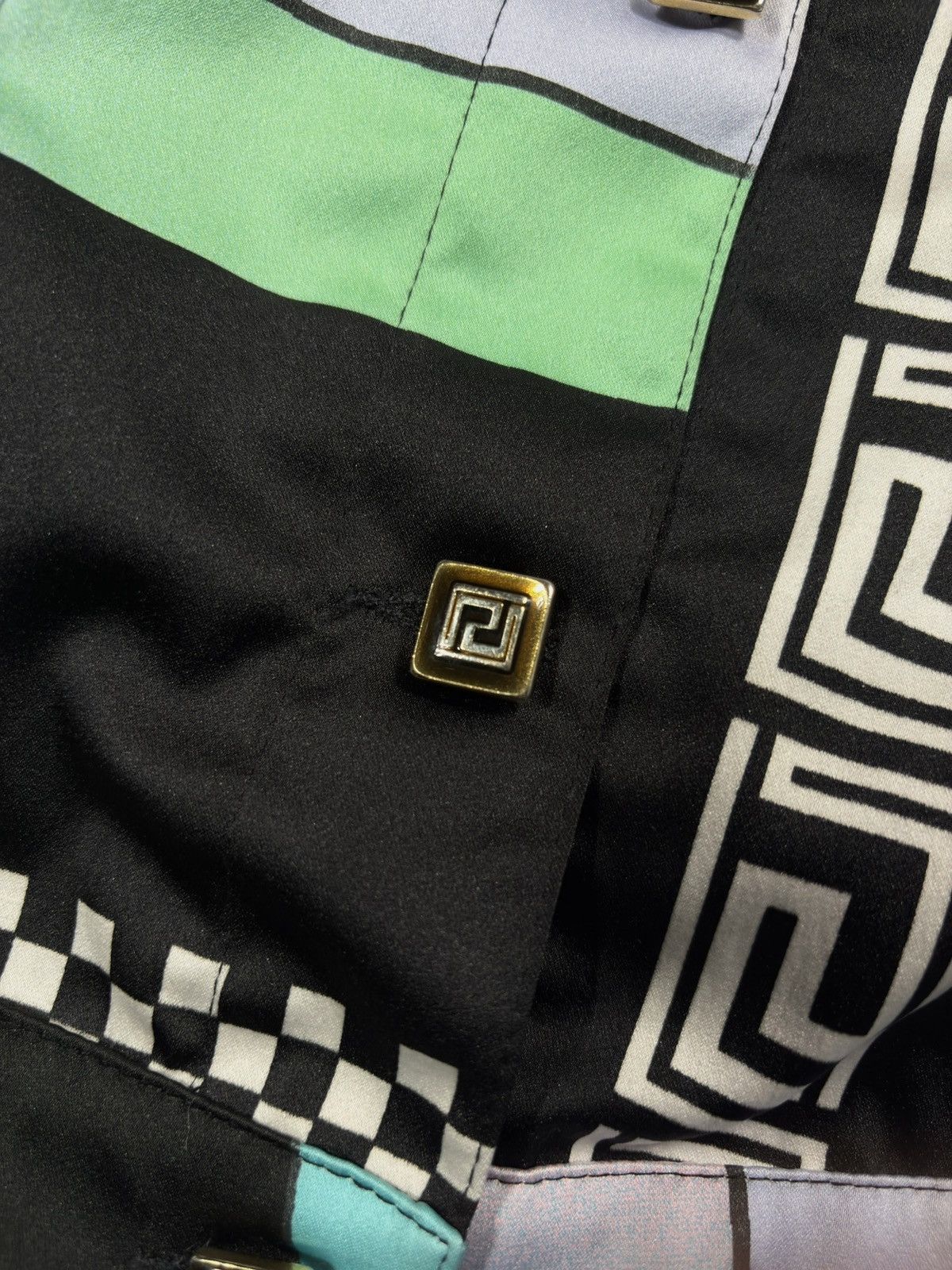 Versace Iconic Versace Classic V2 Runway 90s Jacket Size US M / EU 48-50 / 2 - 10 Thumbnail