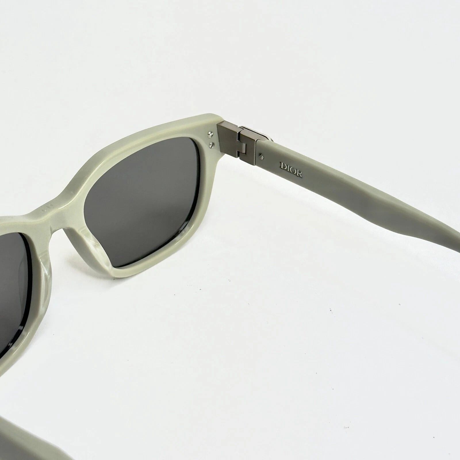 Christian Dior Monsieur CHRISTIAN DIOR CDICON S1I Classic Sunglass DM40122I CD ICON Size ONE SIZE - 4 Thumbnail