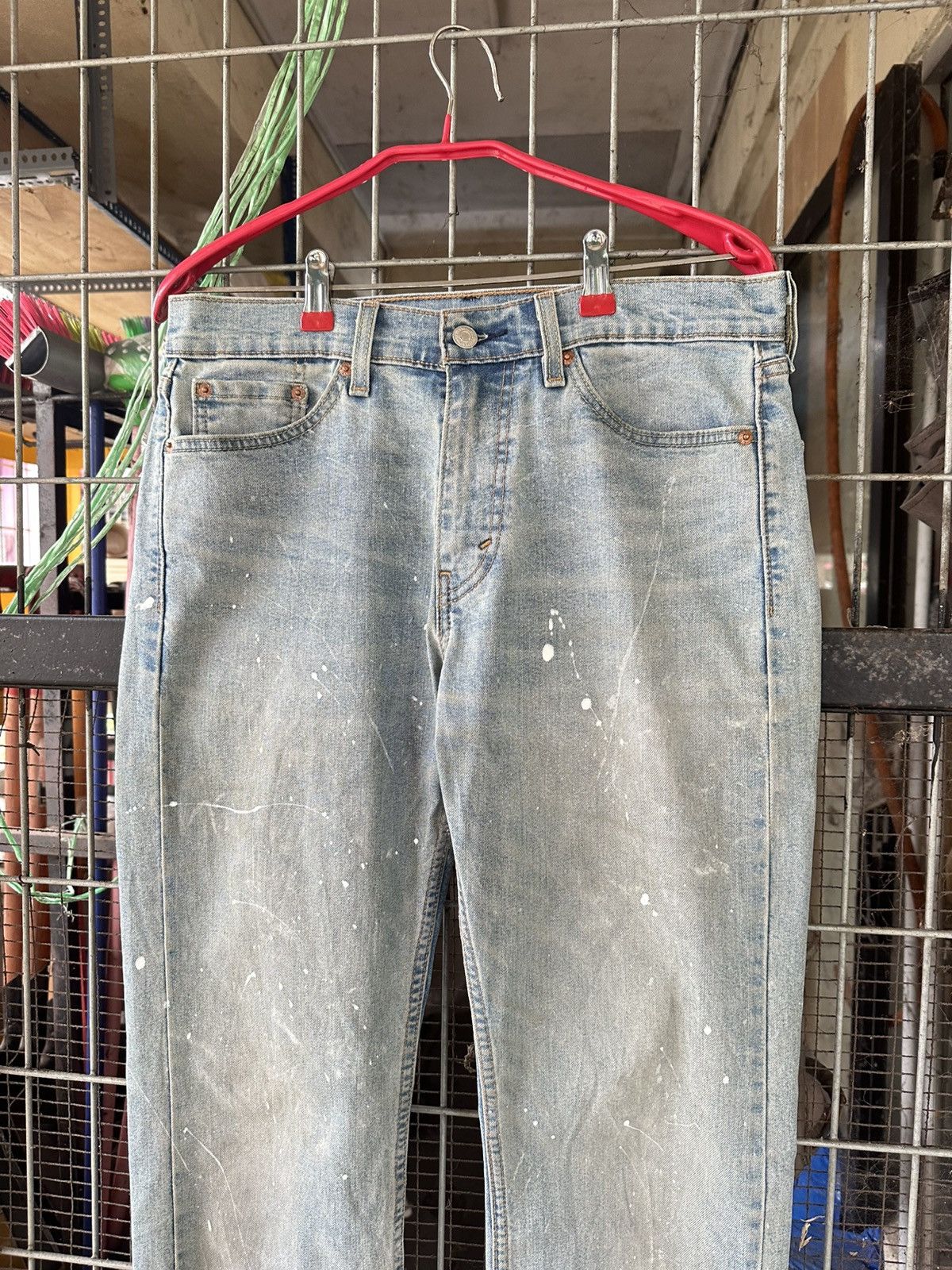 Levi's Vintage Clothing 👹Levi’s 505 Straight Cut Paint Splatters Jeans Size US 30 / EU 46 - 8 Thumbnail