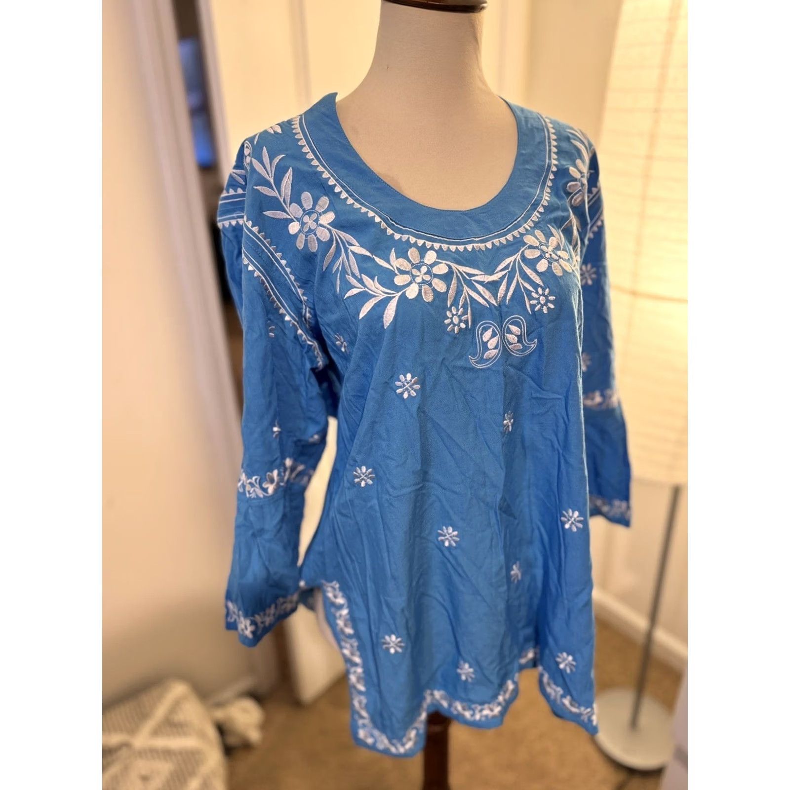 Escada VINTAGE Escapada Floral Bell Sleeve Tunic Blue White Size Medium New Size M / US 6-8 / IT 42-44 - 3 Thumbnail