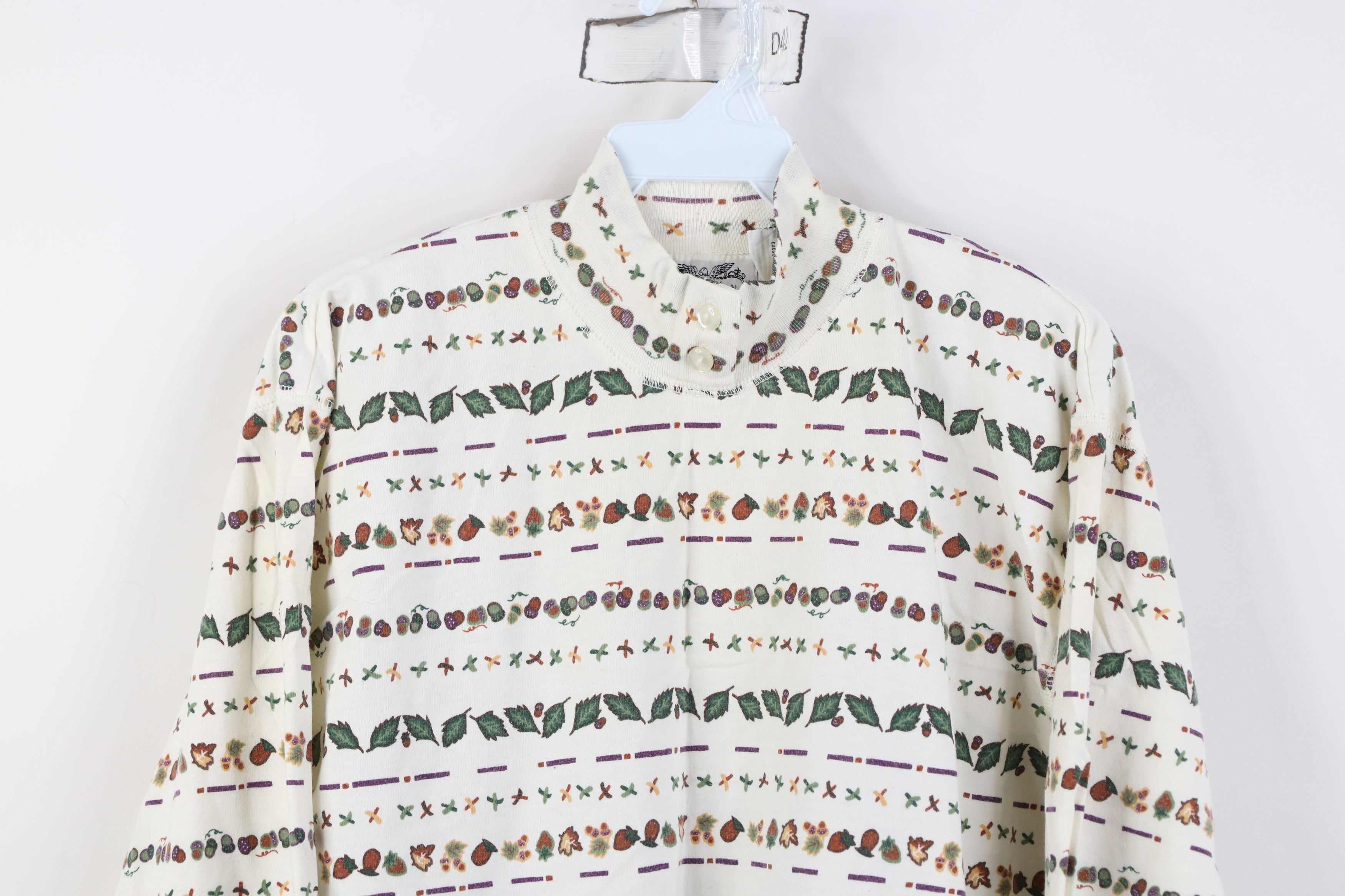 Vintage Vintage 90s Streetwear Fall Leaf Acorn Mock Neck T-Shirt Size L / US 10 / IT 46 - 2 Thumbnail