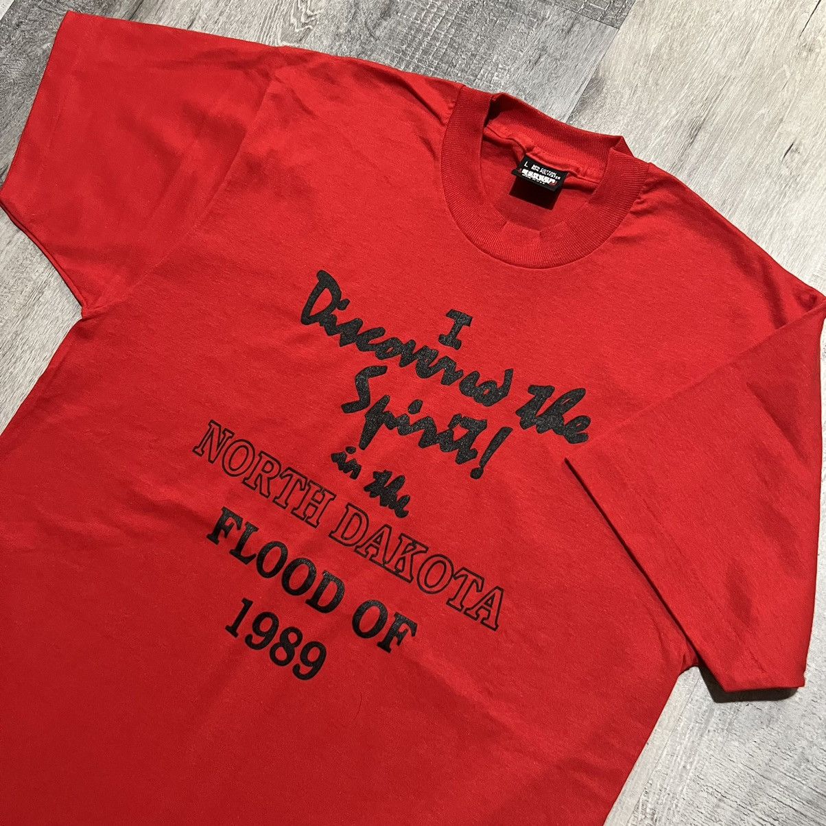 Vintage VTG I Discovered The Spirit North Dakota Flood Of 1989 Shirt Size US L / EU 52-54 / 3 - 2 Thumbnail