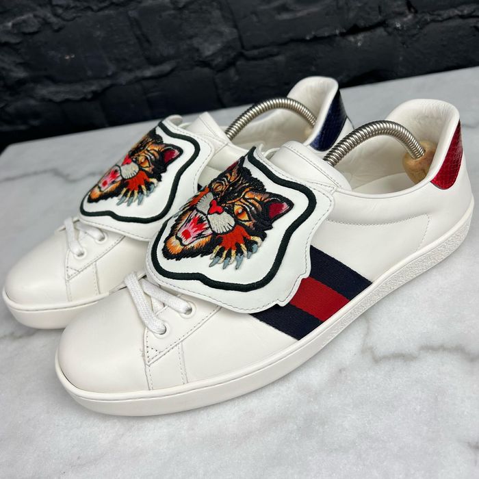 Gucci sneakers best sale tiger patch