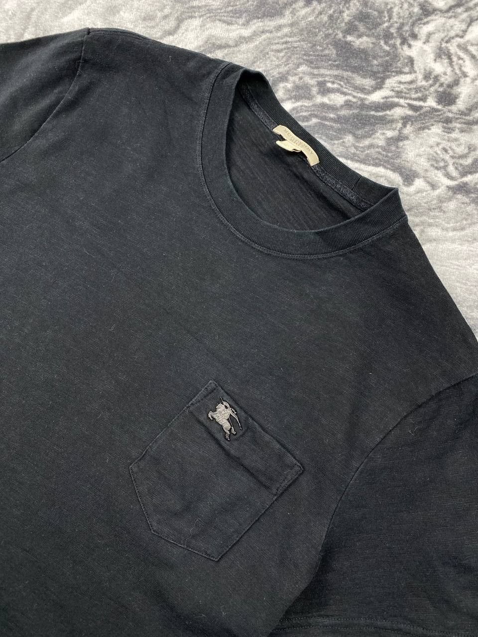 Burberry Burberry Brit Metal Logo T-Shirt Men Size L Black Size US L / EU 52-54 / 3 - 3 Thumbnail