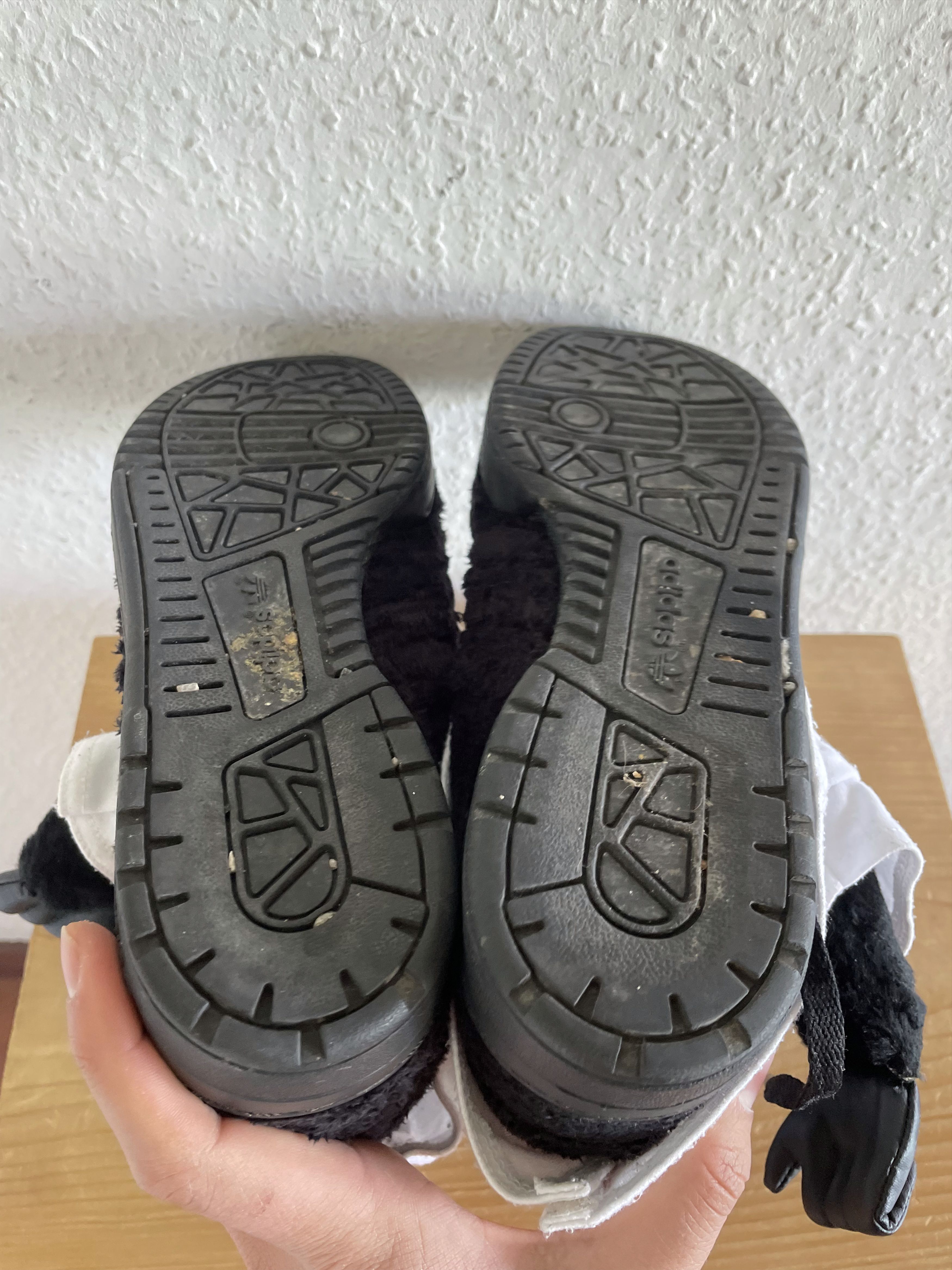 Adidas × Jeremy Scott Gorilla Sneaker Size US 7.5 / EU 40-41 - 13 Thumbnail