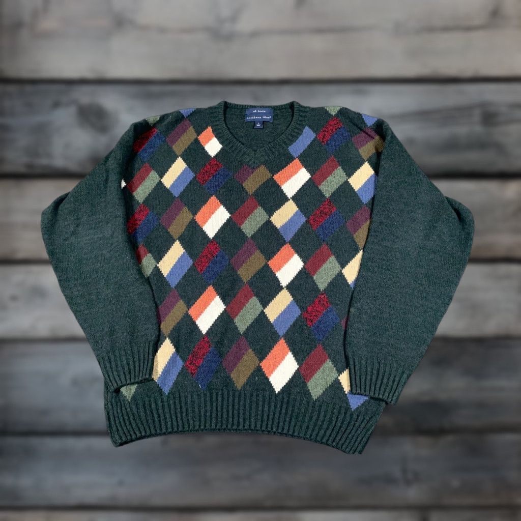 Vintage VINTAGE Northern Isles V-Neck Sweater Adult Large Dark Green Argyle Diamond Pattern Silk-Nylon Knit 90s Retro Mens Size US L / EU 52-54 / 3 - 1 Thumbnail