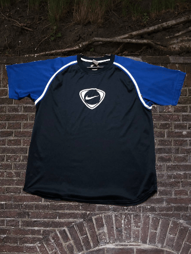 Nike Nike T-Shirt Size US L / EU 52-54 / 3 - 1 Thumbnail