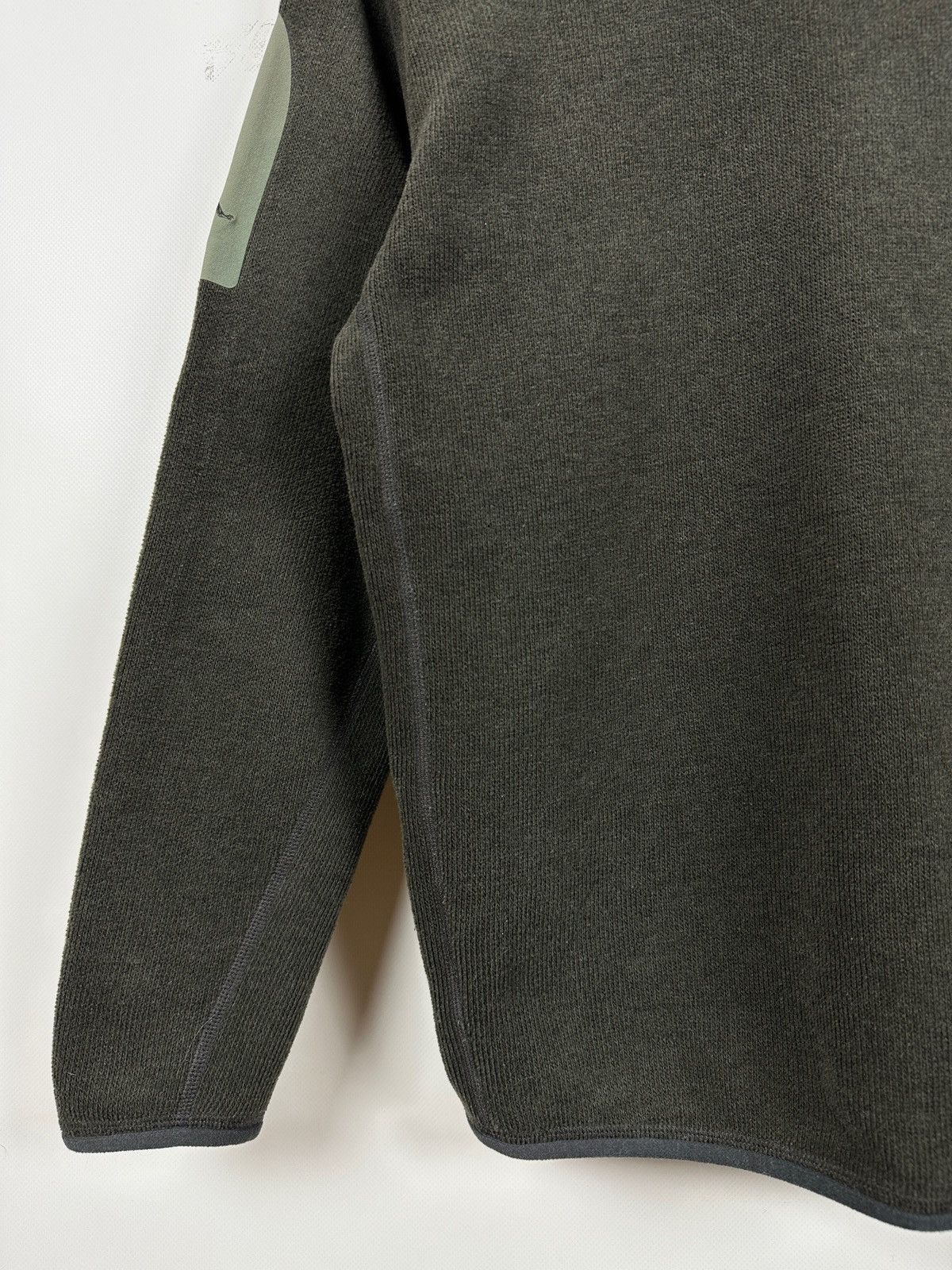 Arc'teryx Vintage Arcteryx Khaki Polartec Fleece Jacket Size US M / EU 48-50 / 2 - 19 Thumbnail