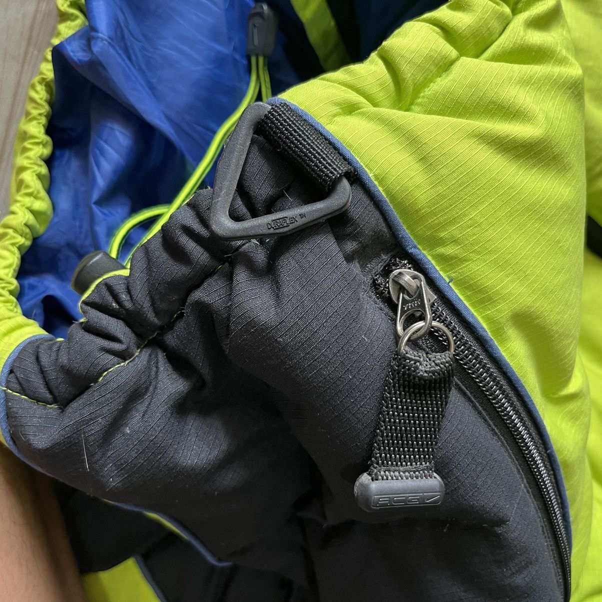 Nike ACG 90s Nike acg neon puffer jacket Size US M / EU 48-50 / 2 - 6 Thumbnail