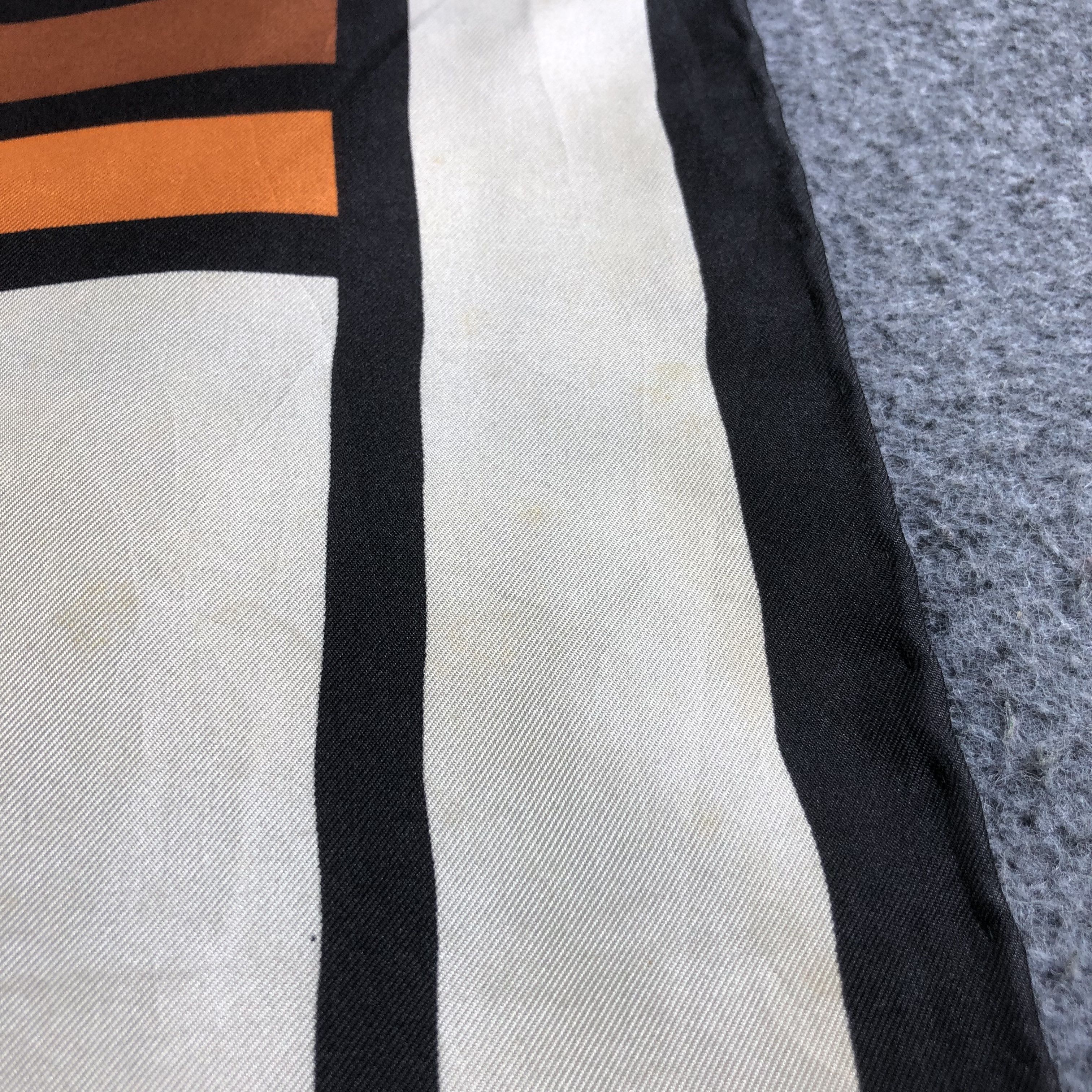 Roberta di Camerino Vintage Roberta di Camerino Silk Scarf M939 Size ONE SIZE - 7 Thumbnail