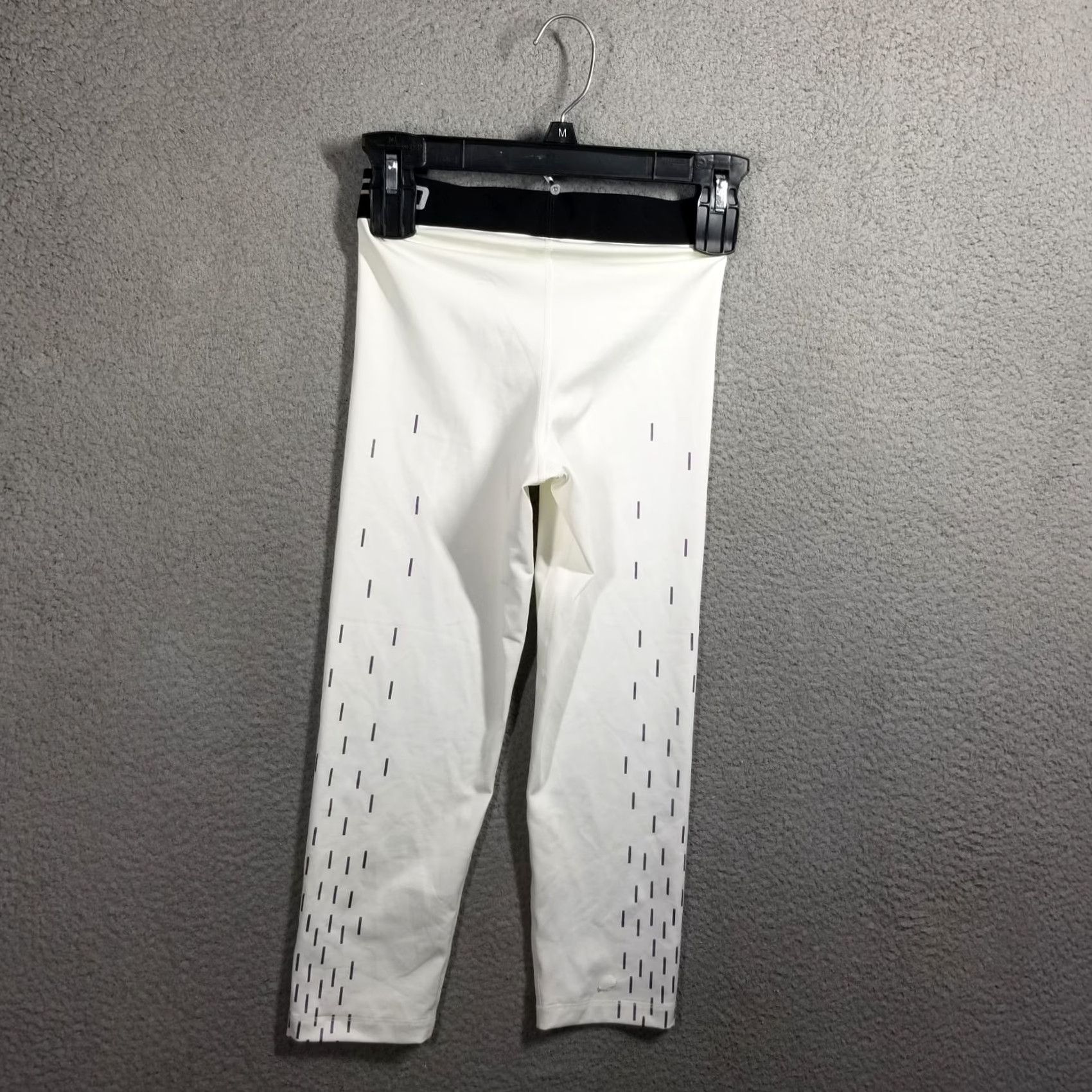 Nike Nike Pro Womens XS Leggings Capri White Black Rain Drop 3/4 Dri-Fit Hypercool Sample Size 26" / US 2 / IT 38 - 2 Thumbnail