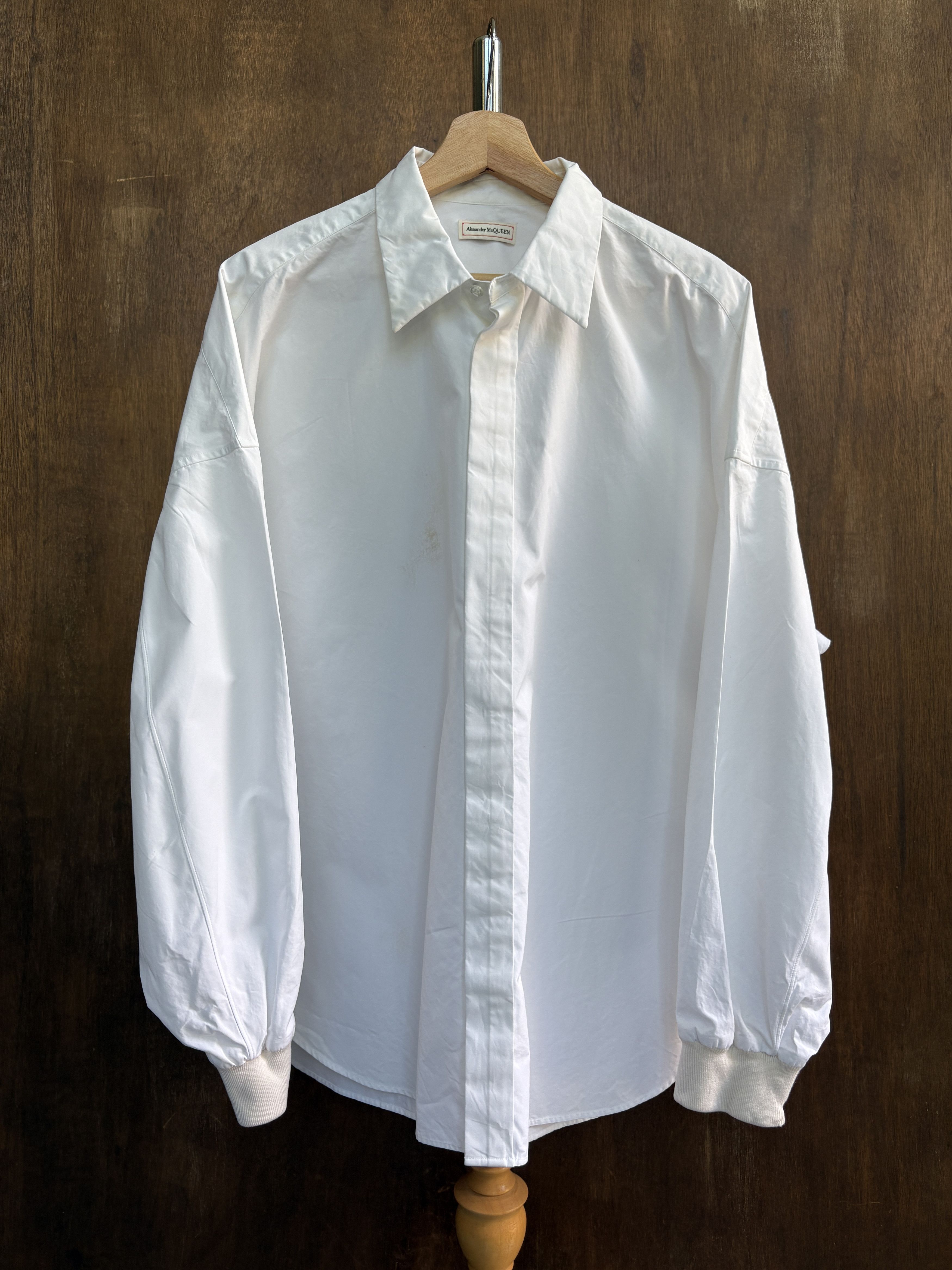 Alexander McQueen Alexander McQUEEN MainLine Classic White Shirts Size US L / EU 52-54 / 3 - 1 Thumbnail