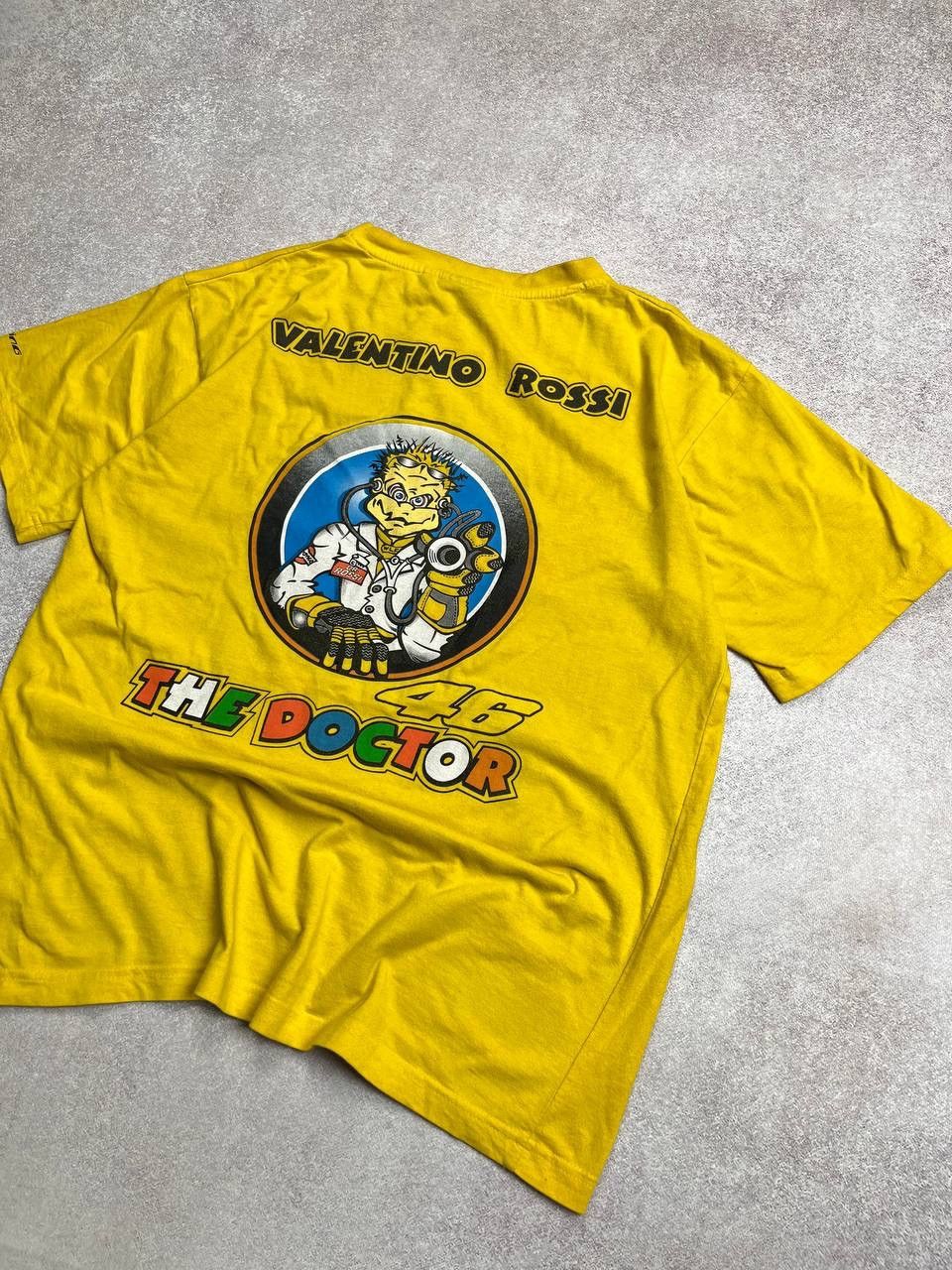 Vintage Vintage Valentino Rossi The Doctor Moto Boxy Racing T-shirt Size US L / EU 52-54 / 3 - 2 Thumbnail