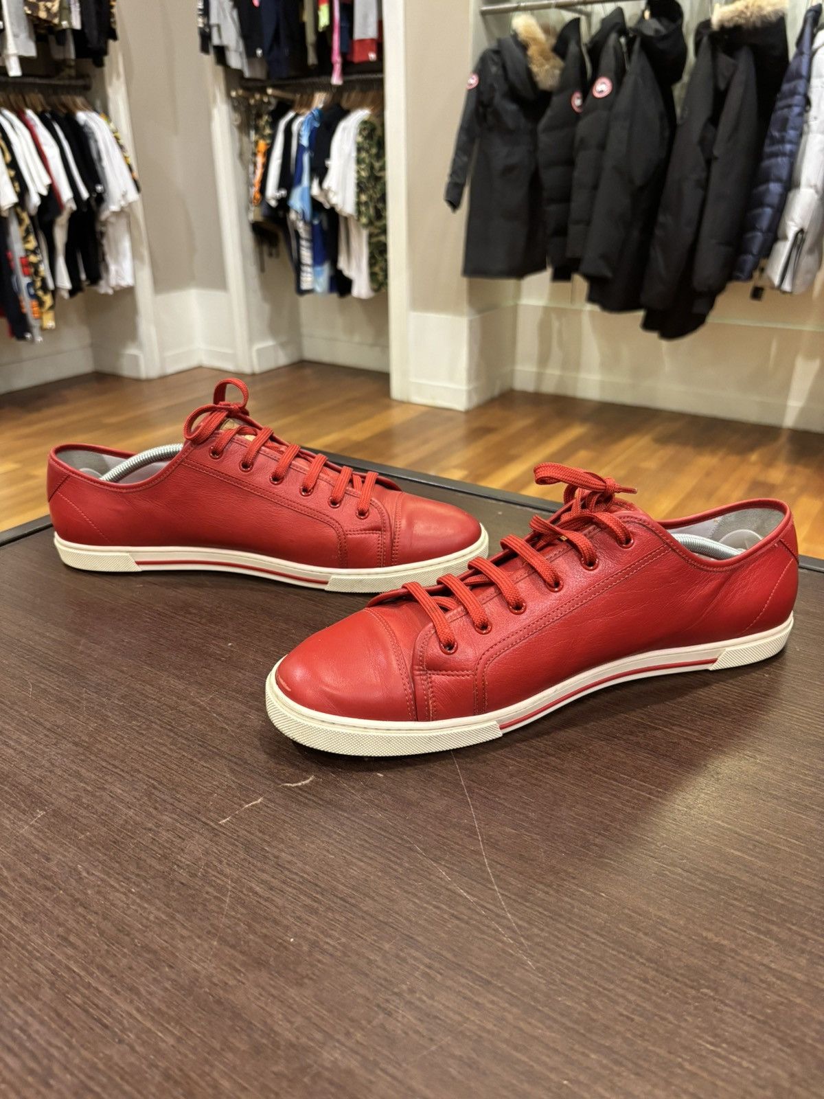 Louis Vuitton Louis Vuitton Red Leather Low Sneakers Size US 11 / EU 44 - 2 Thumbnail
