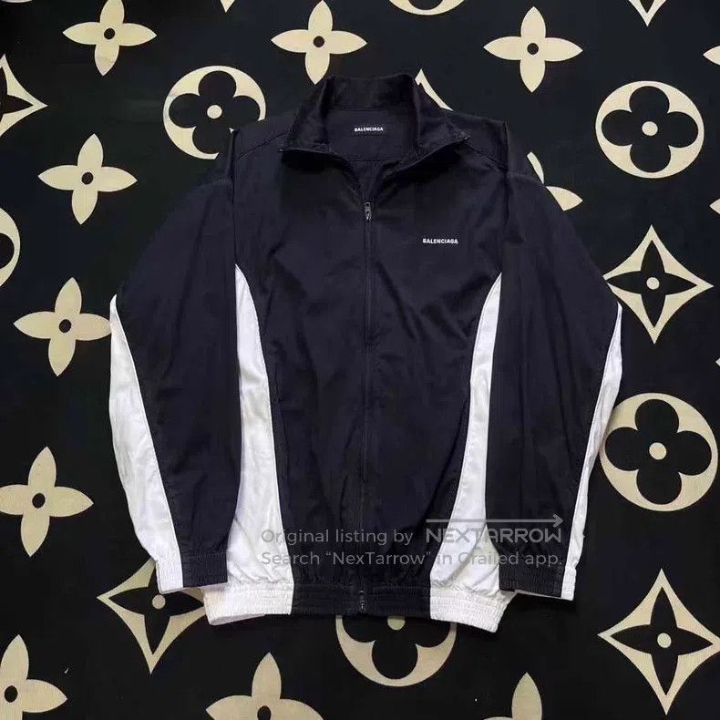 Balenciaga Balenciaga Embroidered Logo Patchwork School Jacket Size US S / EU 44-46 / 1 - 1 Thumbnail