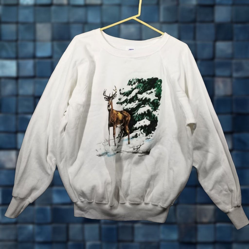 Vintage Vintage Hunting Sweatshirt Mens XL Crewneck Deer Buck Graphic Made USA 90s Size US XL / EU 56 / 4 - 1 Thumbnail