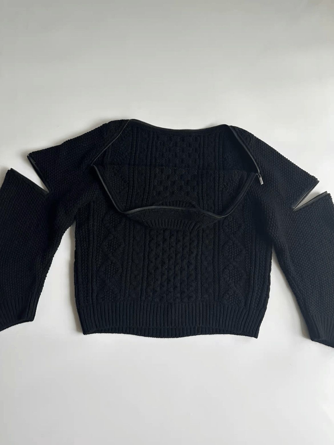 Takahiromiyashita The Soloist. Sz 46 Takahiromiyashita the Soloist Multi-zip Knitwear-2508 Size US S / EU 44-46 / 1 - 4 Thumbnail