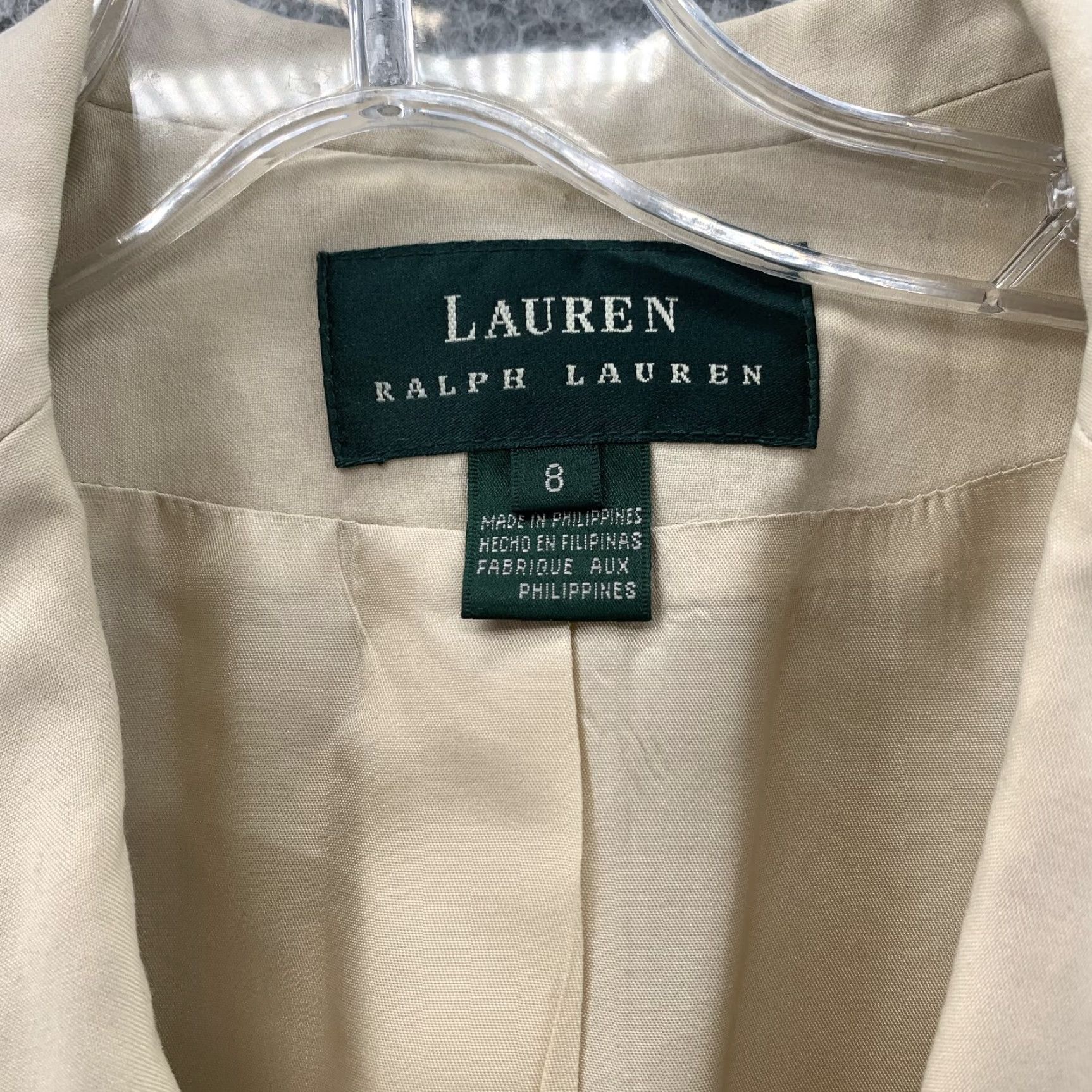 Ralph Lauren VINTAGE Lauren Ralph Lauren Silk Blazer Women's 8 Beige Corpcore Career Academia Blazer Women 8 Beige Logo Pockets Silk Blazer Size M / US 6-8 / IT 42-44 - 2 Thumbnail