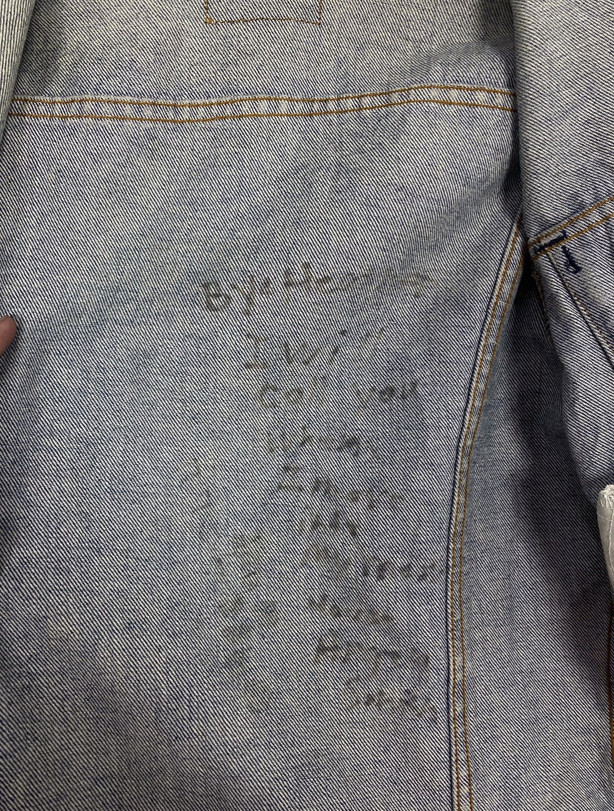 Levi's Rare‼️ Vintage DISTRESSED Levi’s Denim Trucker Jacket Size US S / EU 44-46 / 1 - 9 Thumbnail