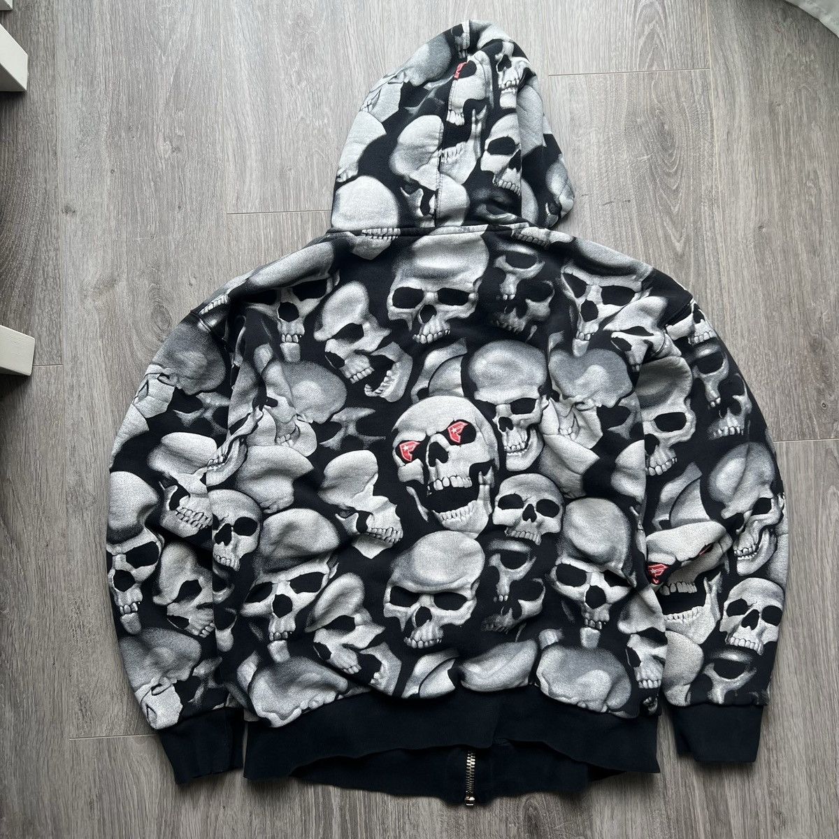 Vintage Famous Stars & Straps Skull hoodie chrome Size US L / EU 52-54 / 3 - 8 Thumbnail