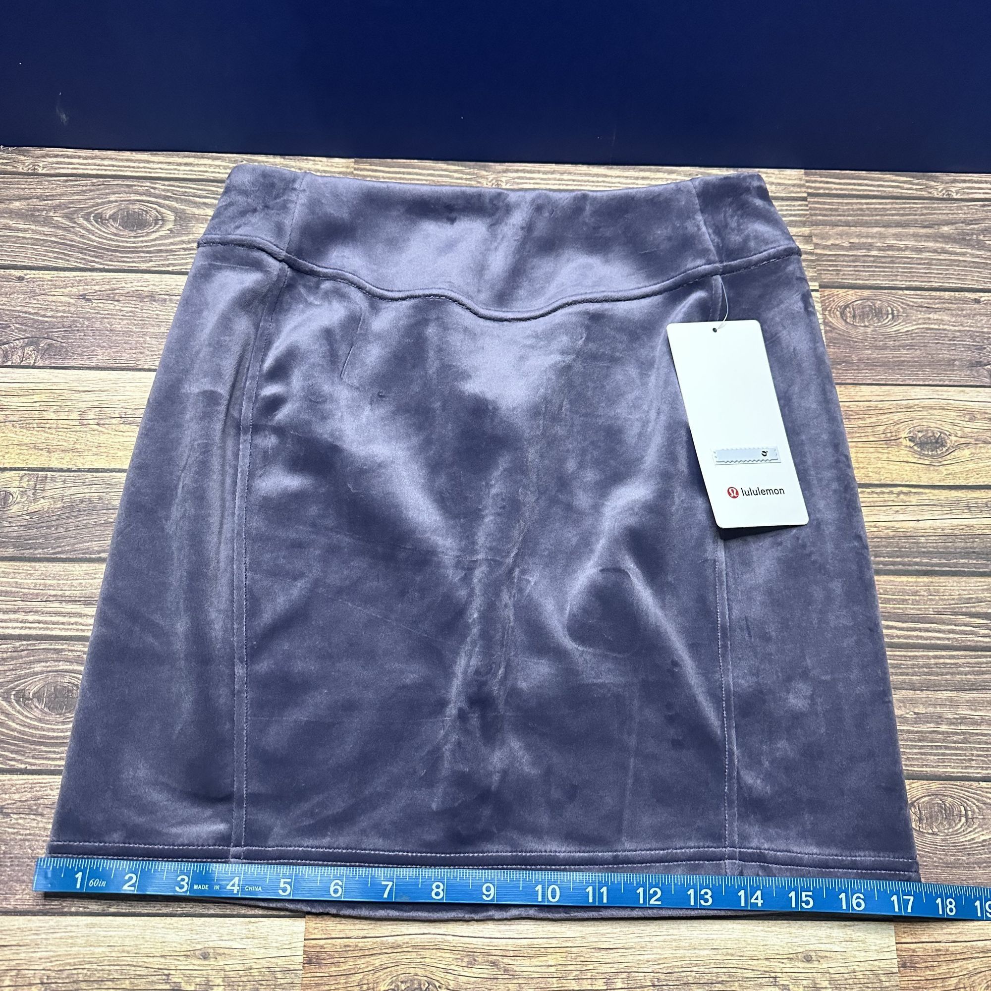 Lululemon Lululemon Scuba High Rise Mini Skirt Velvet NWT Size Small Size 28" / US 6 / IT 42 - 5 Thumbnail