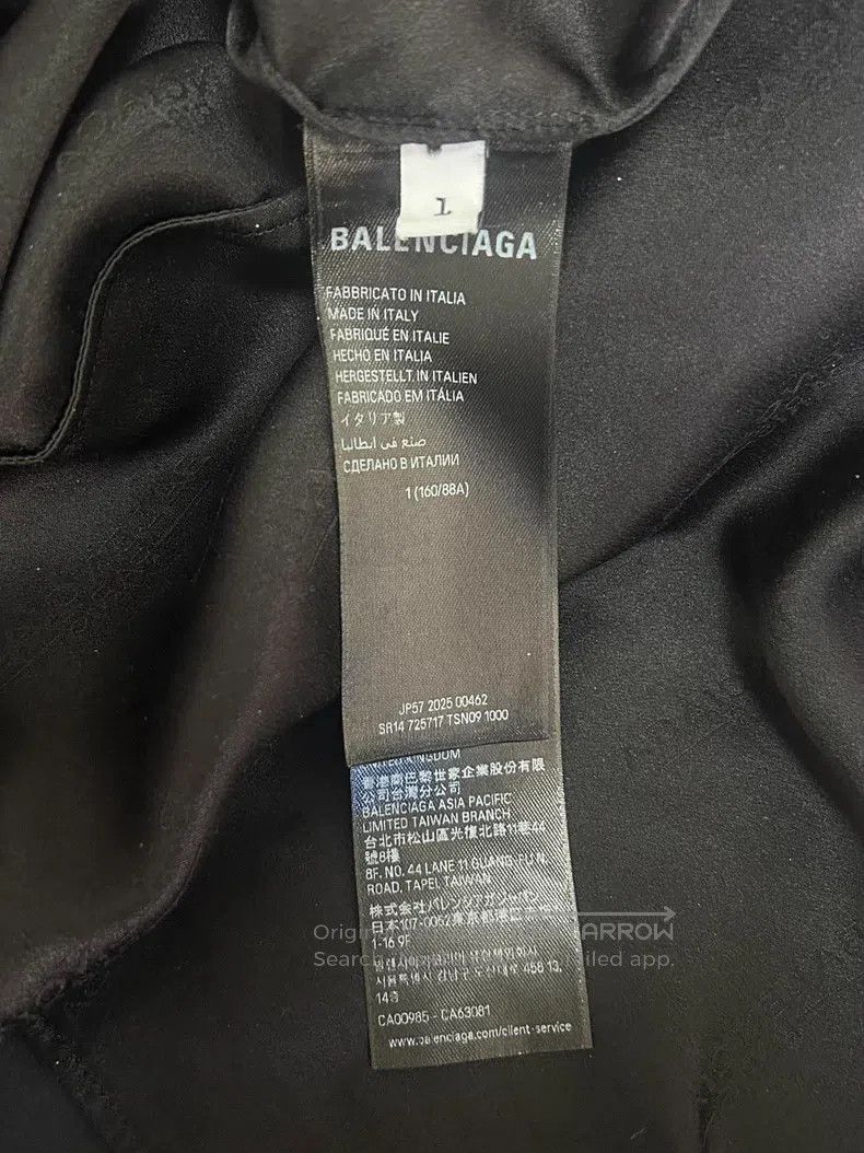Balenciaga Balenciaga Fully printed V-neck silk mid-length short-slee Size L / US 10 / IT 46 - 8 Thumbnail