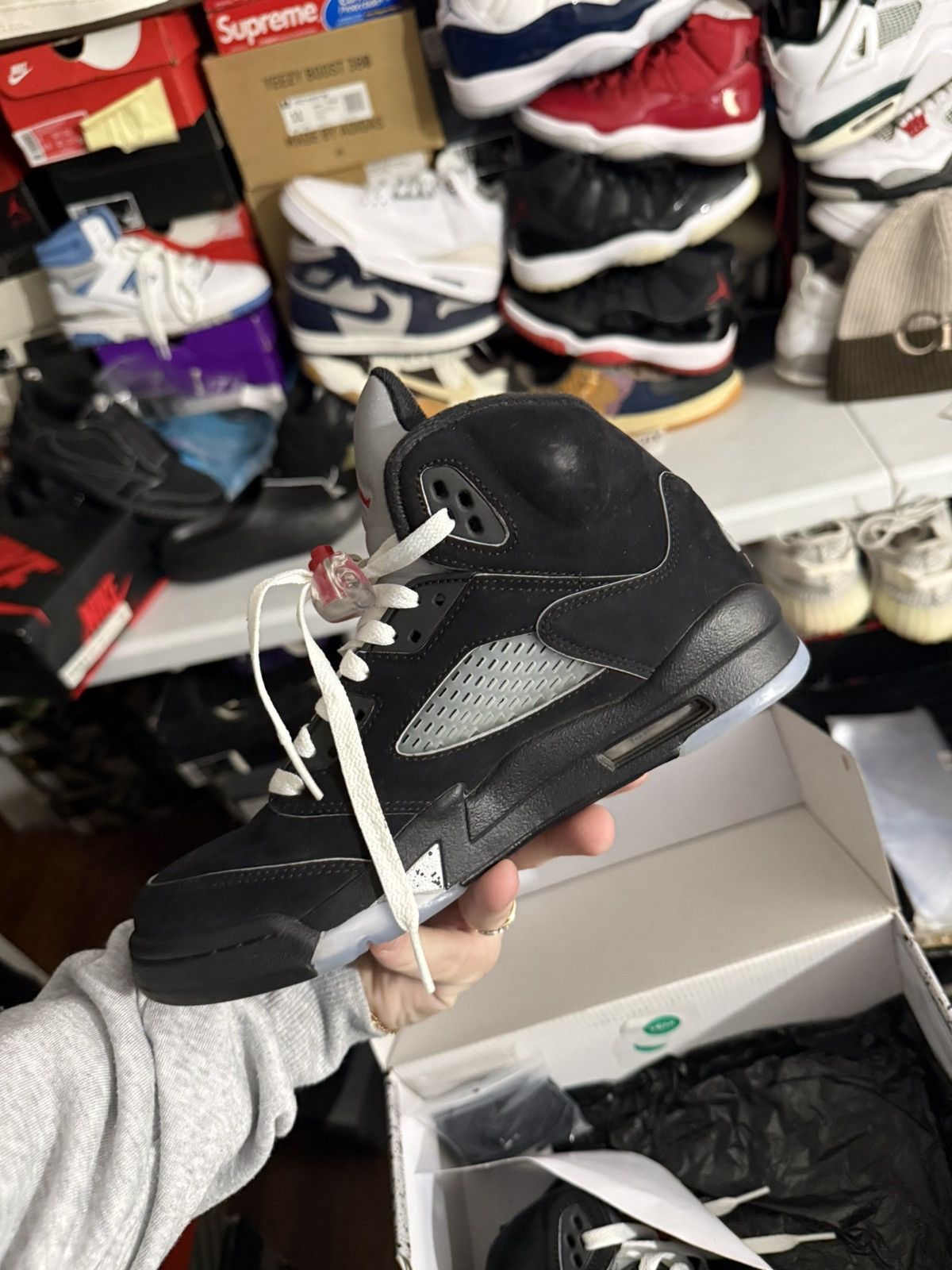 Jordan Brand Jordan retro 5 metallic sz 6.5y Size US 6.5 / EU 39-40 - 3 Thumbnail