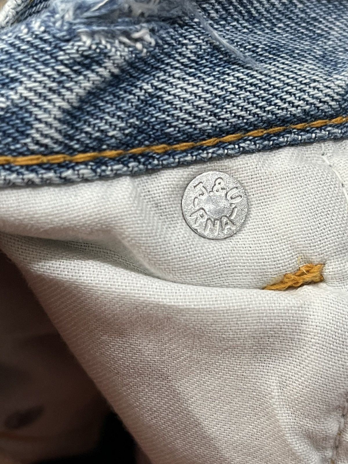Japanese Brand Vintage RNA.Inc Button Fly Distressed Denim Size US 31 - 10 Thumbnail