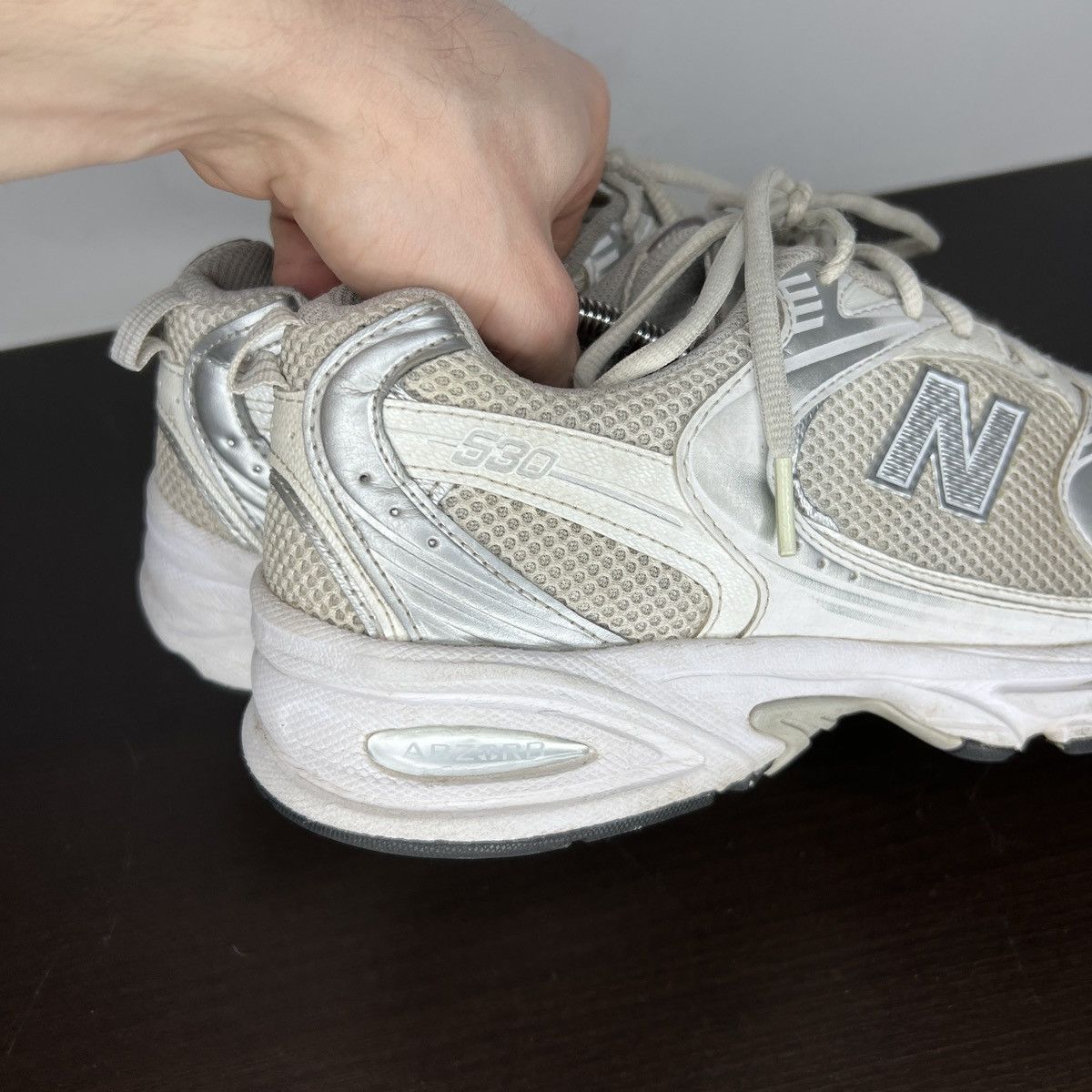 New Balance VINTAGE NEW BALANCE 530 SNEAKERS RUNNER SHOES Size US 10.5 / EU 43-44 - 7 Thumbnail