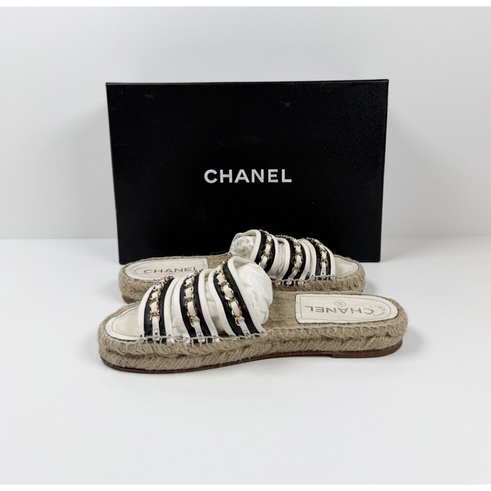 Chanel Size 36EU/6W - Chanel Chain Link Leather Espadrilles Size US 6 / IT 36 - 7 Thumbnail
