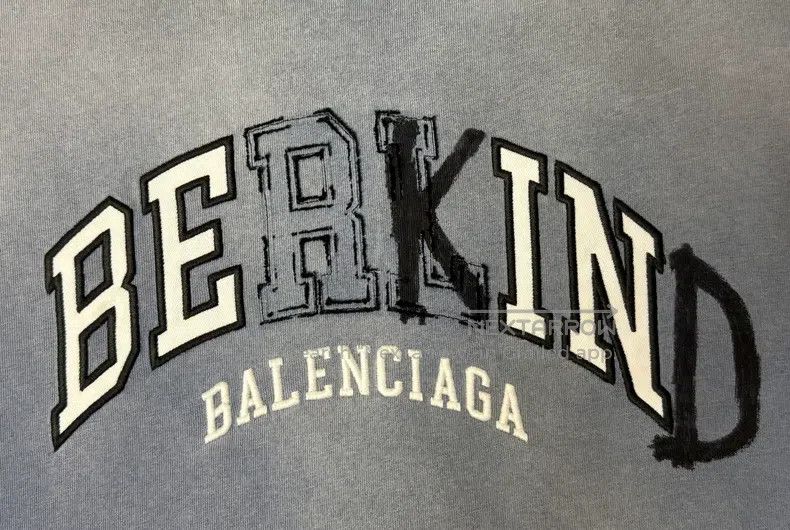 Balenciaga Balenciaga Washed and vintage 'Be Kind' short-sleeve T-shi Size US S / EU 44-46 / 1 - 2 Thumbnail