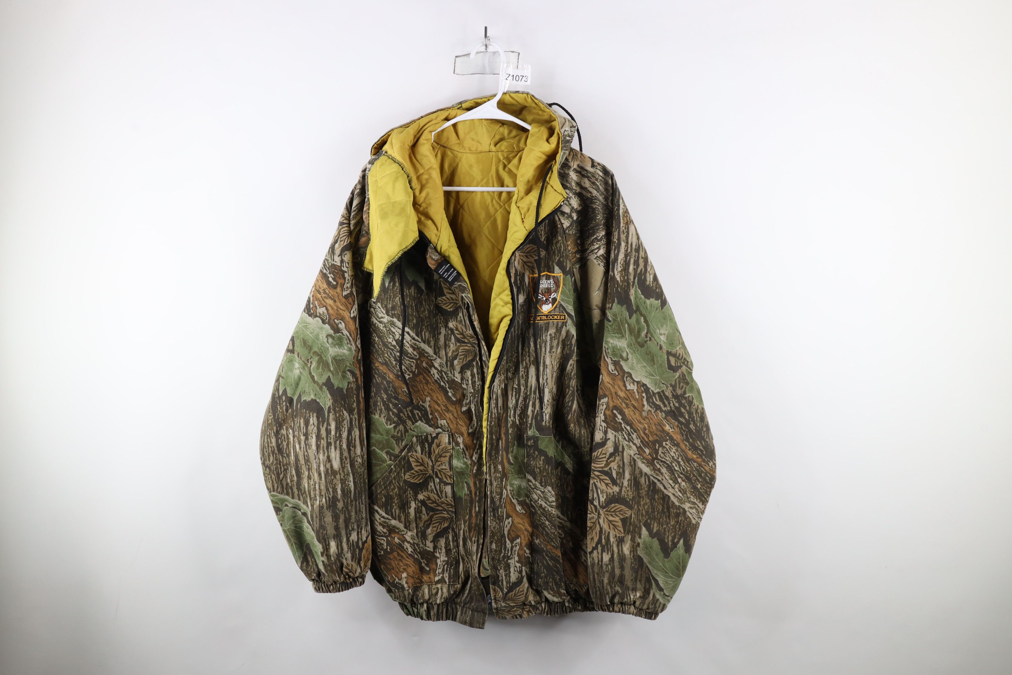 Vintage Vintage 90s Quilted Realtree Camouflage Hooded Jacket AS IS Size US XL / EU 56 / 4 - 1 Thumbnail