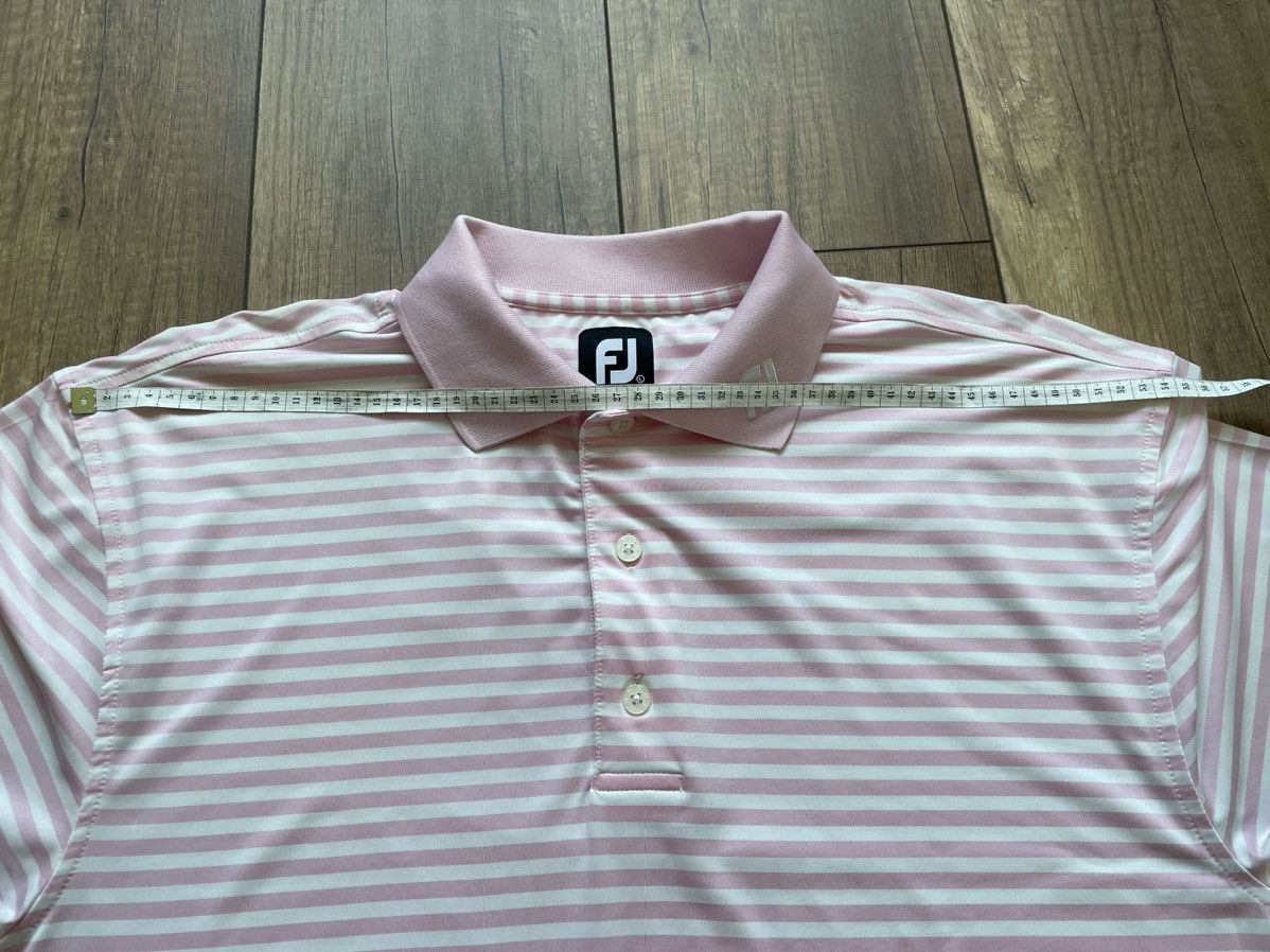 Footjoy Polos Footjoy size L Size US L / EU 52-54 / 3 - 8 Thumbnail