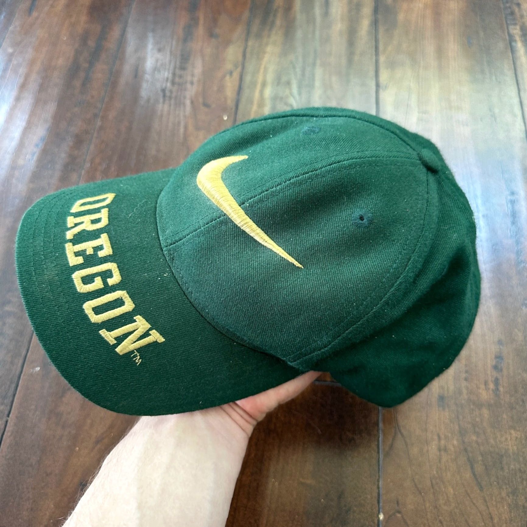 Nike VINTAGE Nike Oregon Swoosh Hat Cap Snapback One Size Green 90s OSU Beavers Mens Size ONE SIZE - 7 Thumbnail