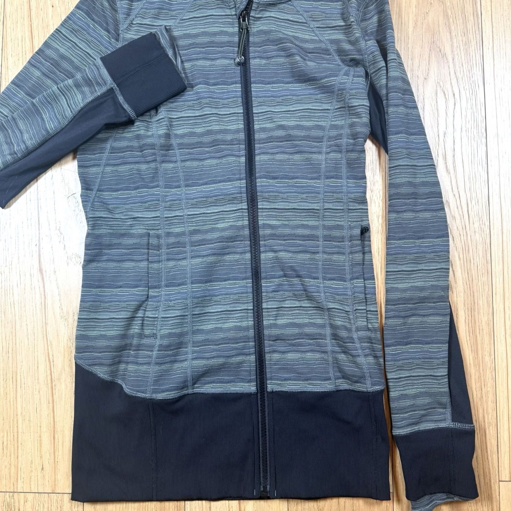 Lululemon Lululemon Hoodie Women’s 6 Full Zip Space Dye Twist Dark Slate Gray Activewear Space Twist Full Zip Womens 6 Size M / US 6-8 / IT 42-44 - 4 Thumbnail