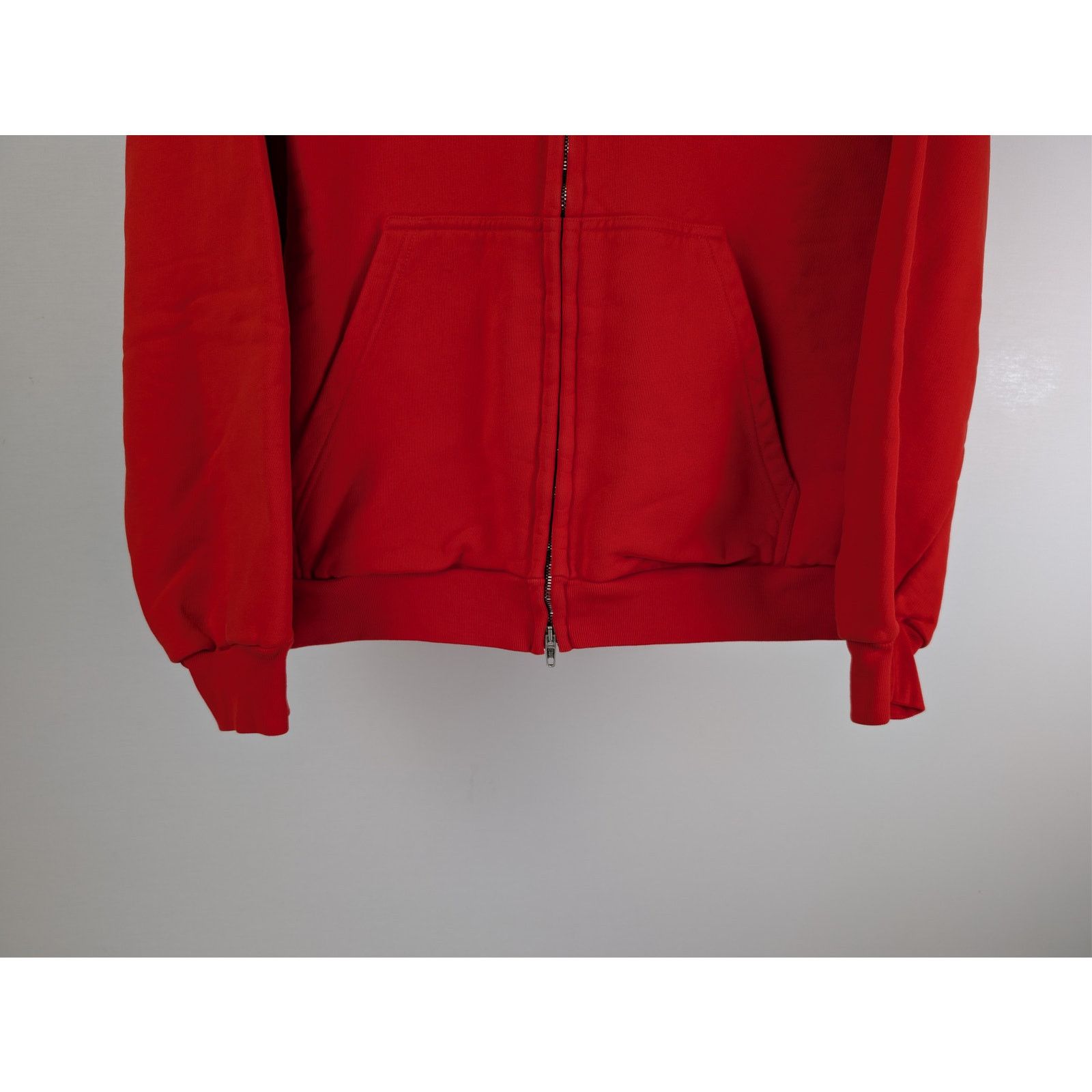 Balenciaga × Under Armour o1rshd1 Zip up Hoodie in Red Size US S / EU 44-46 / 1 - 3 Thumbnail