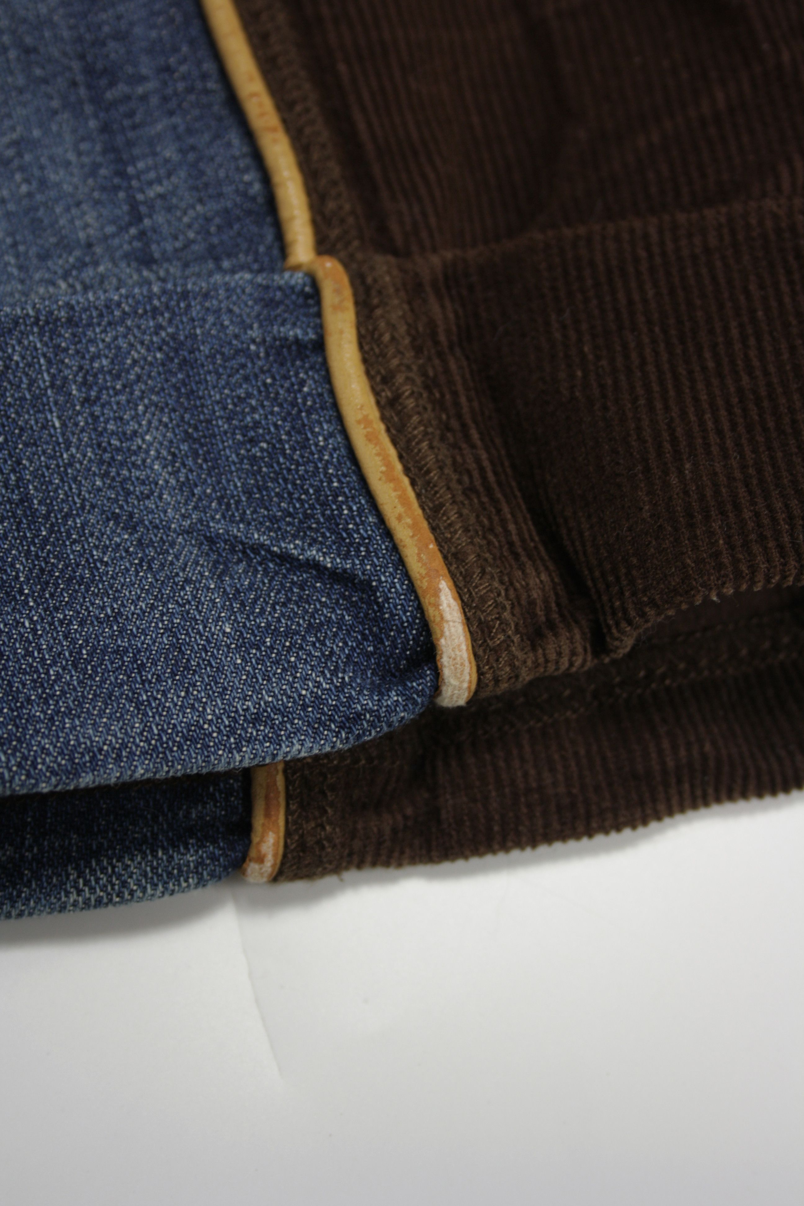 Dolce & Gabbana × Vintage Dolce & Gabbana Y2K Denim Corduroy Shorts Size 28" / US 6 / IT 42 - 10 Thumbnail