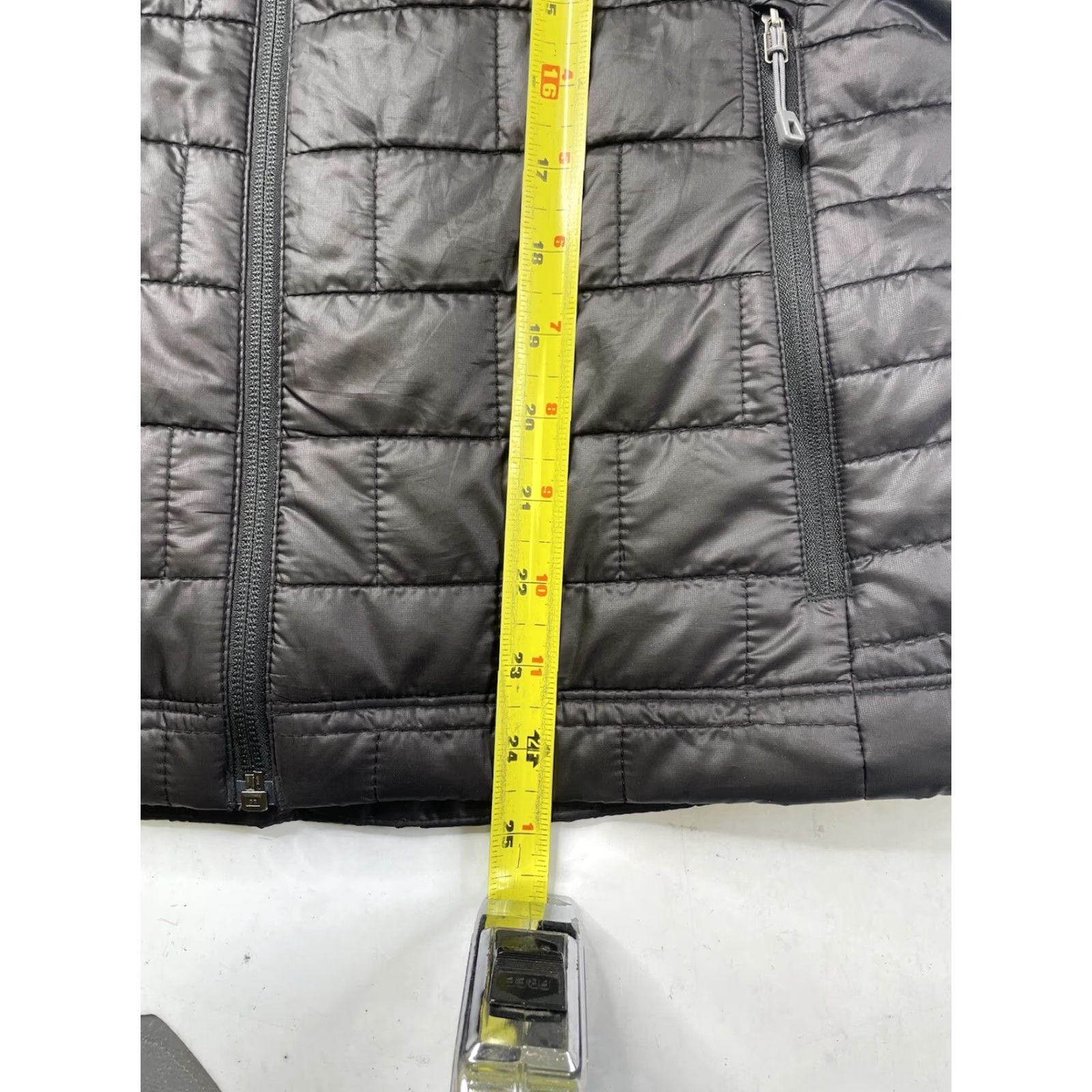 Patagonia Patagonia Nano Puff Vest Quilted Black 84247 LOGO Womens Medium M Black Quilted Vest Patagonia Nano Puff Womens Medium Size M / US 6-8 / IT 42-44 - 7 Thumbnail