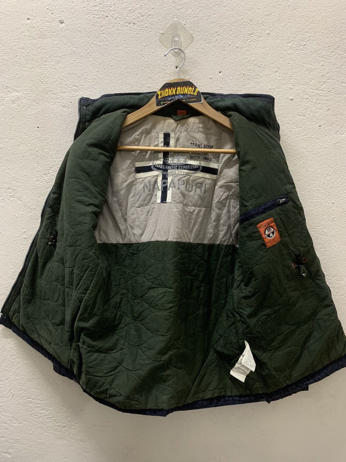 Japanese Brand × Napapijri Napapijri Sun Faded Multipocket Distressed Hooded Jacket Size US M / EU 48-50 / 2 - 4 Thumbnail