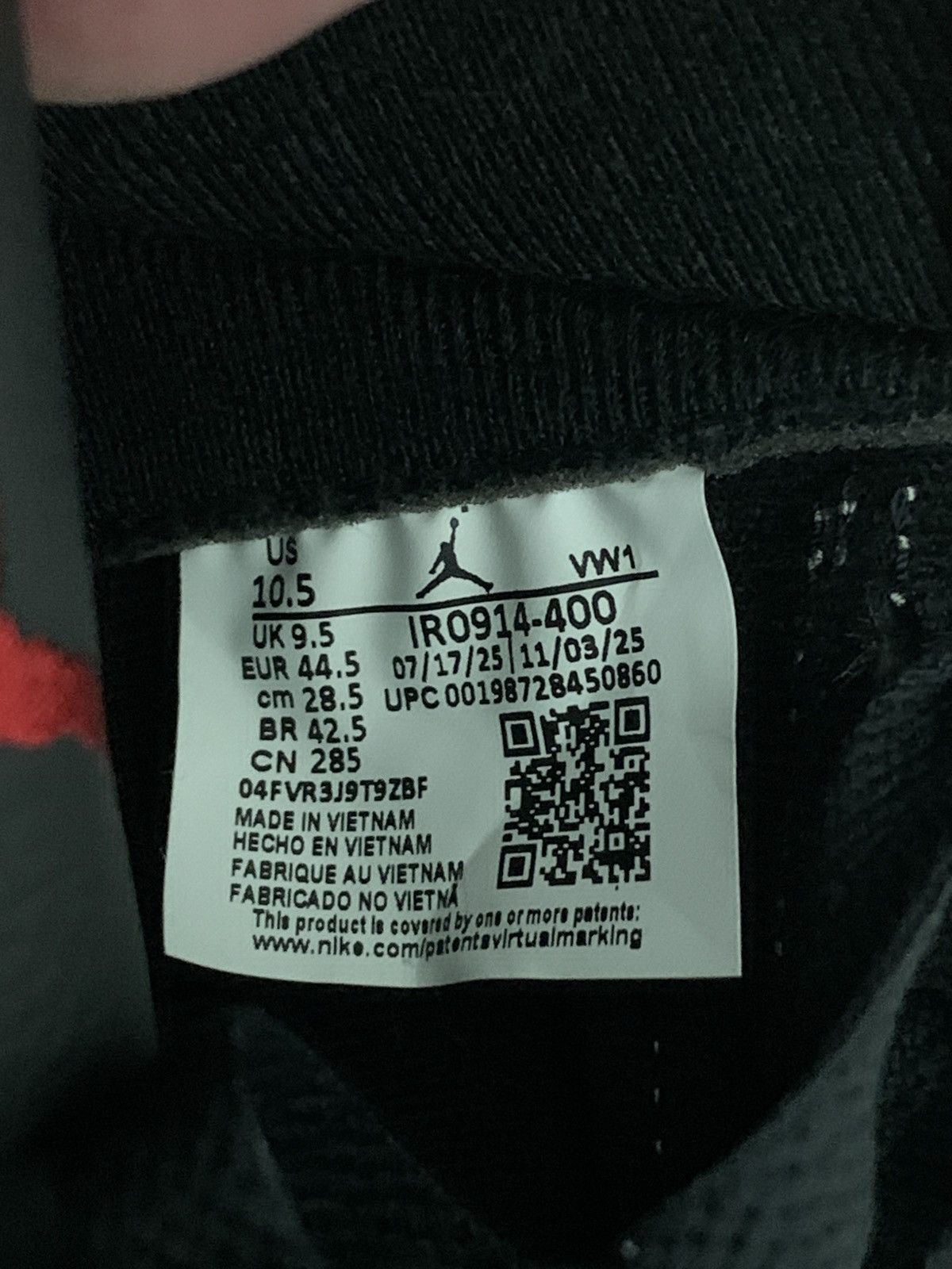 Jordan Brand × Levi's Jordan Retro 3 Levi’s Black Size 10.5 Style #IR0914-400 Size US 10.5 / EU 43-44 - 10 Thumbnail