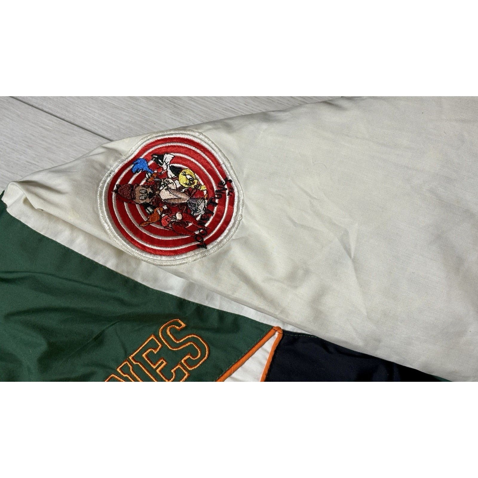 NFL Daniel Young X Looney Tunes Miami Hurricanes Puffer L Size US L / EU 52-54 / 3 - 10 Thumbnail