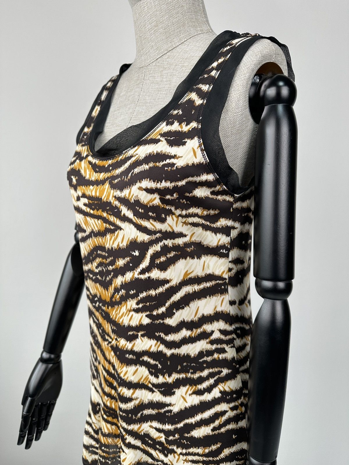 Dolce & Gabbana DOLCE & GABBANA Sleeveless Tiger Animal Print Viscose Dress Size S / US 4 / IT 40 - 5 Thumbnail