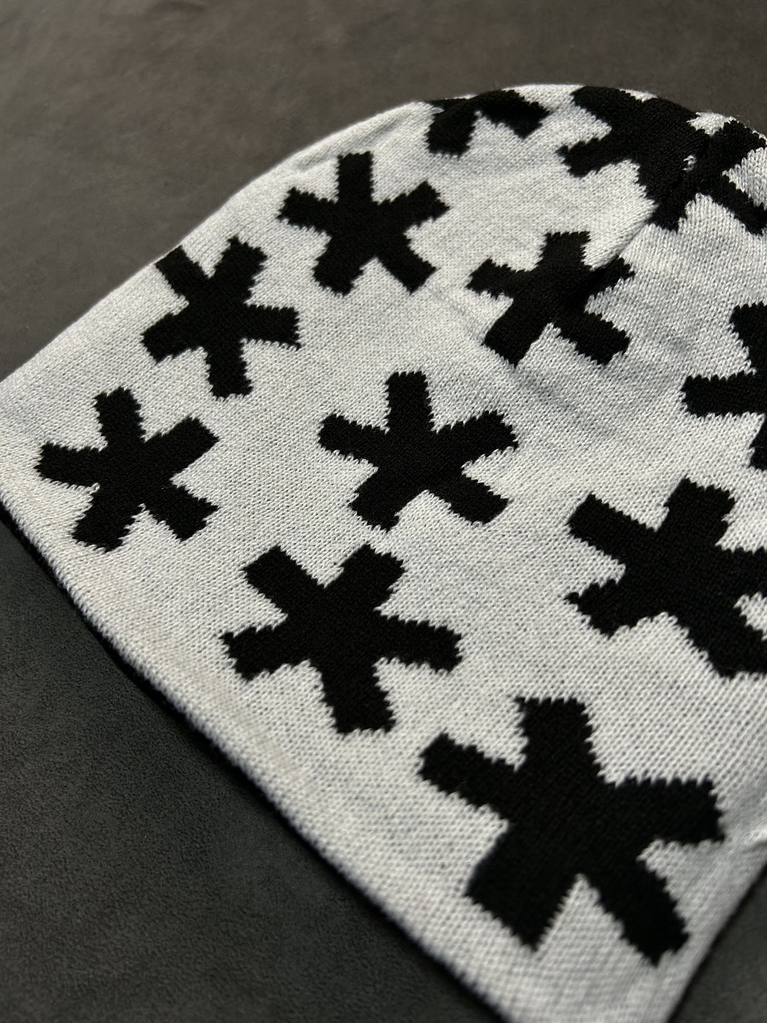Ken Carson Ken Carson Type* No Cuff Knit Reversible Black Beanie Hats Size ONE SIZE - 6 Thumbnail