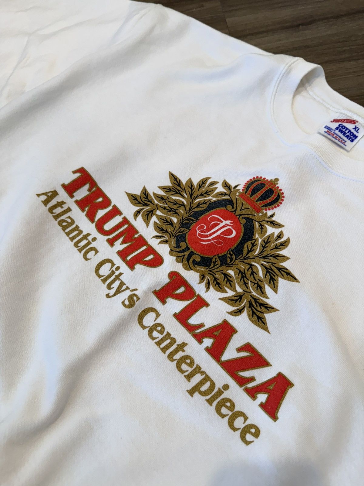 Jerzees Vintage Trump Plaza Casino Atlantic City Sweatshirt Mens XL Size US XL / EU 56 / 4 - 4 Thumbnail