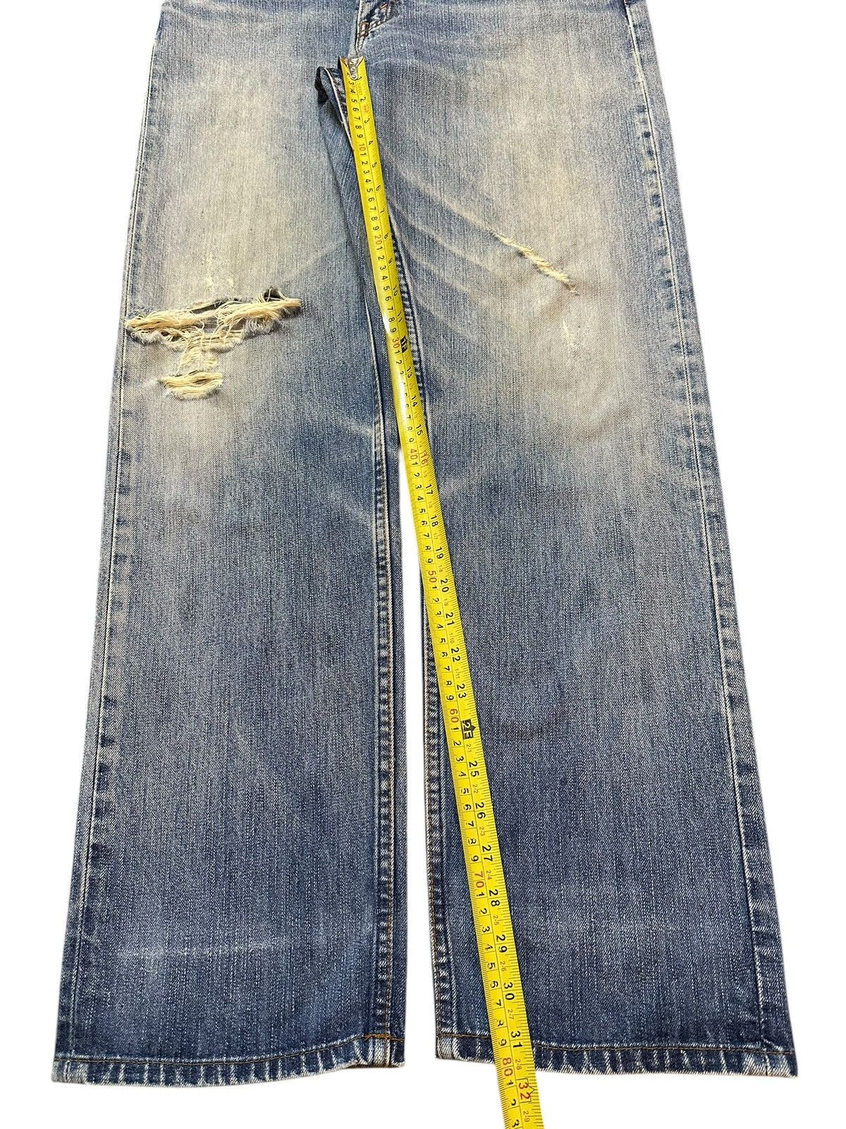 Levi's Vintage 90s Levis 505 Blue Faded Wash Distressed Loose Jeans Size US 34 / EU 50 - 14 Thumbnail